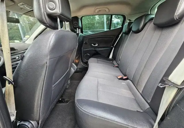 Renault Megane view 21