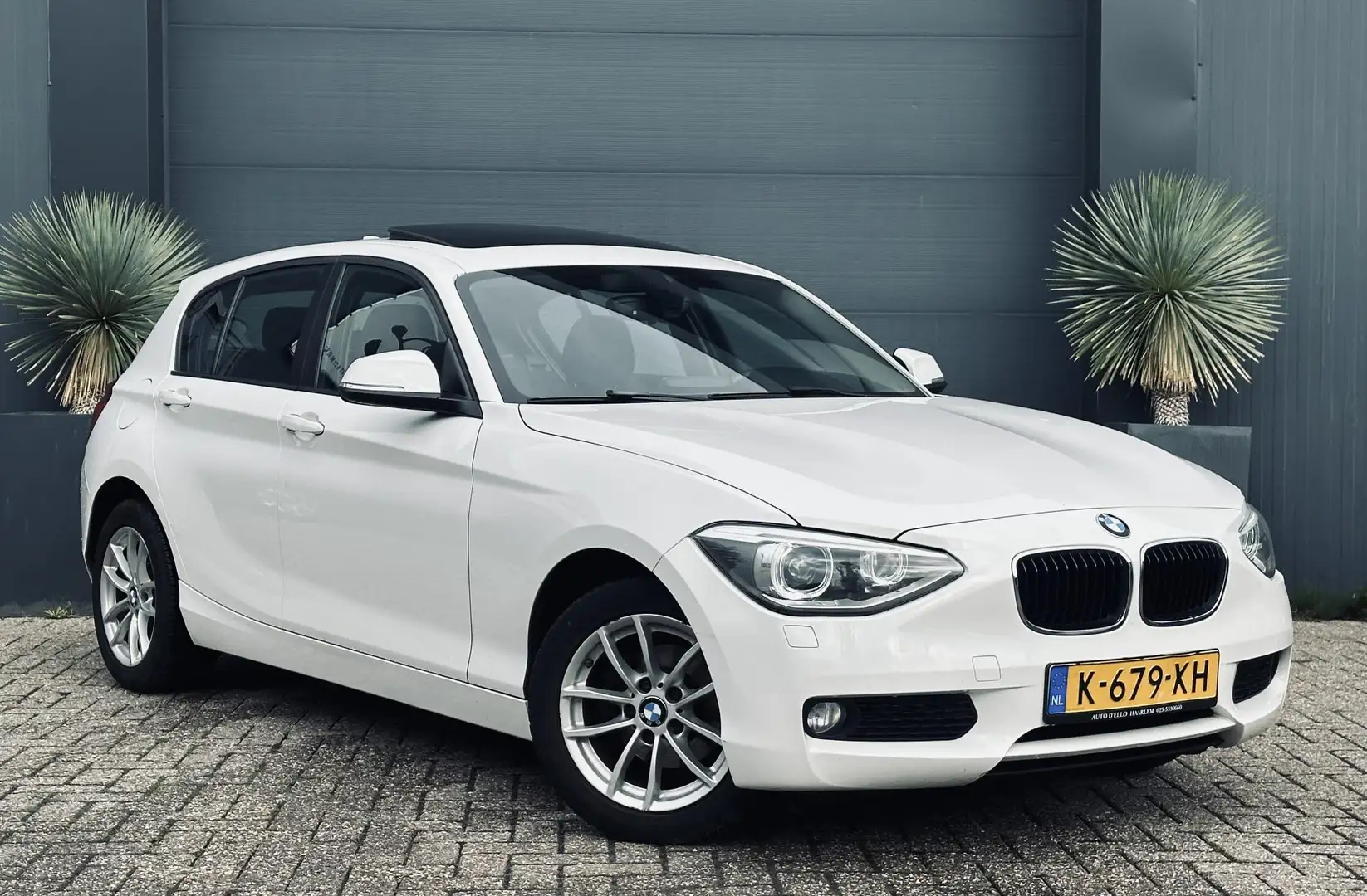 BMW 116 1-serie 116i Schuifdak/Navi/PDC Wit - 1