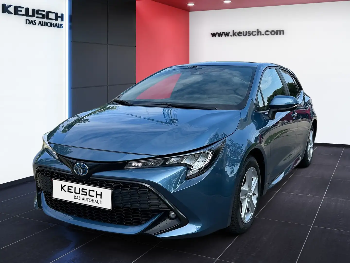 Toyota Corolla Corolla 1,8 Hybrid Active Drive Blau - 1