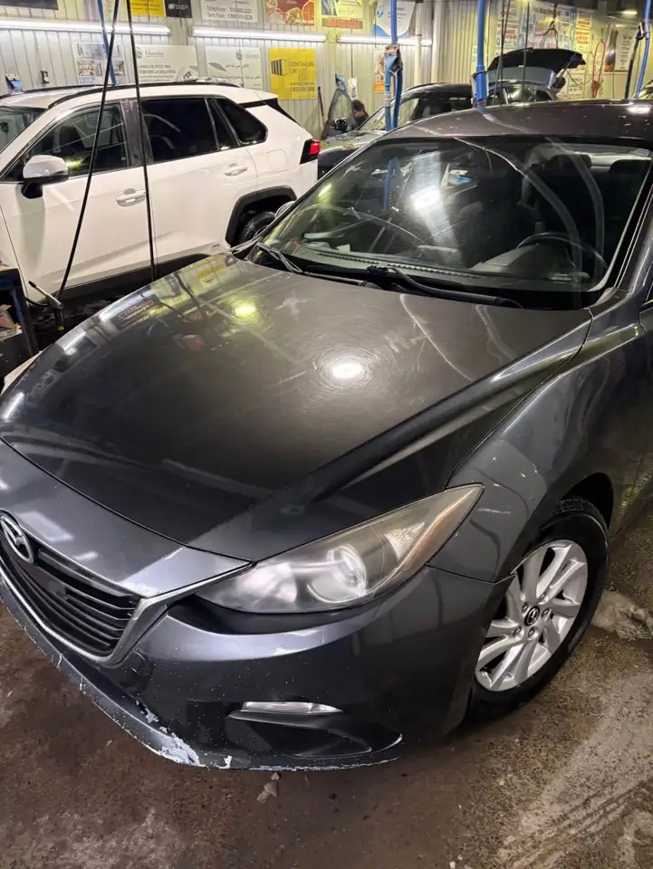 Mazda 3 снимка Mazda 3