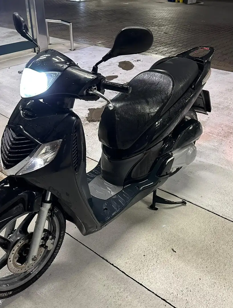 Honda SH 150 Nero - 1