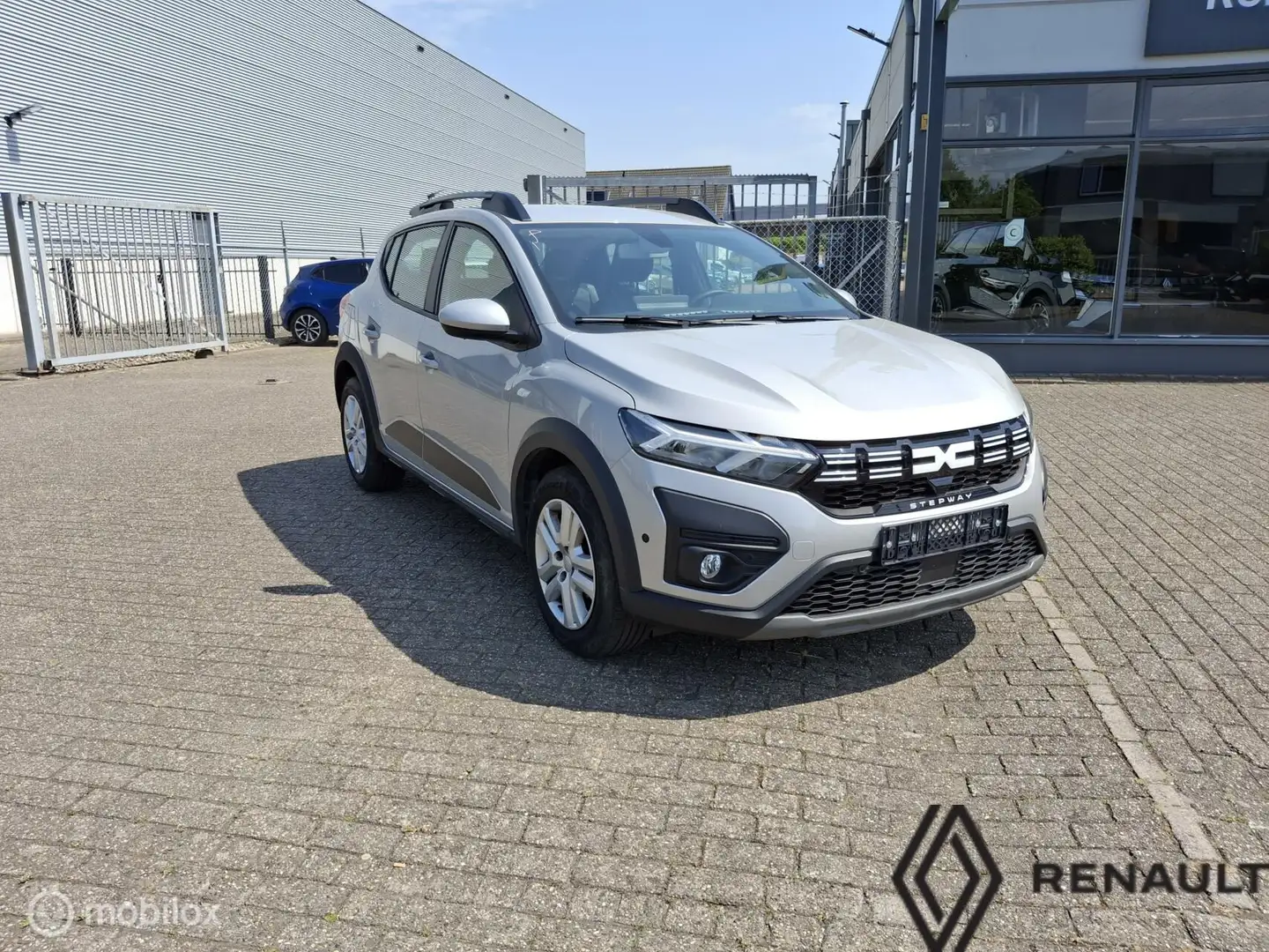 Dacia Sandero Stepway Tce 90 Expression Grijs - 1