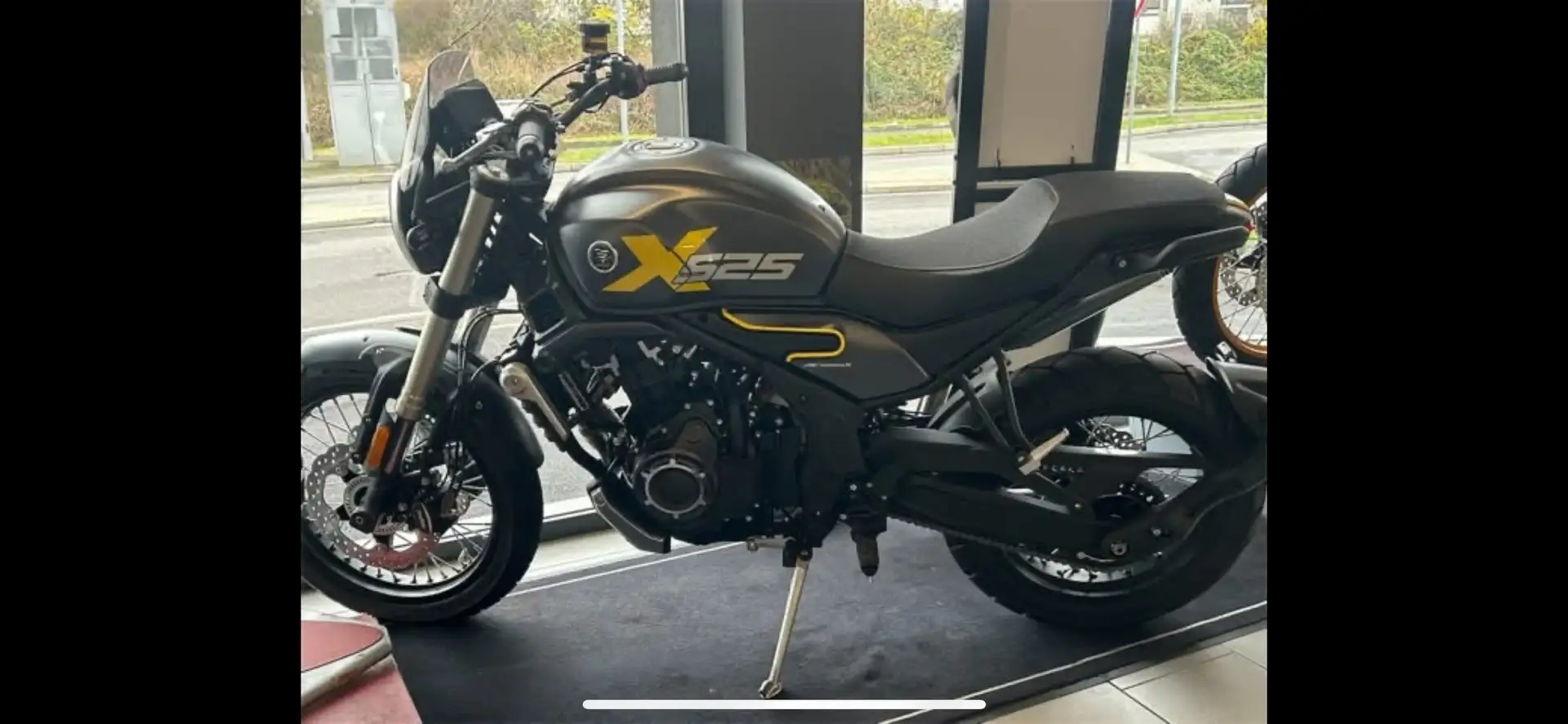 Voge Trofeo ACX 525 Scrambler - 1