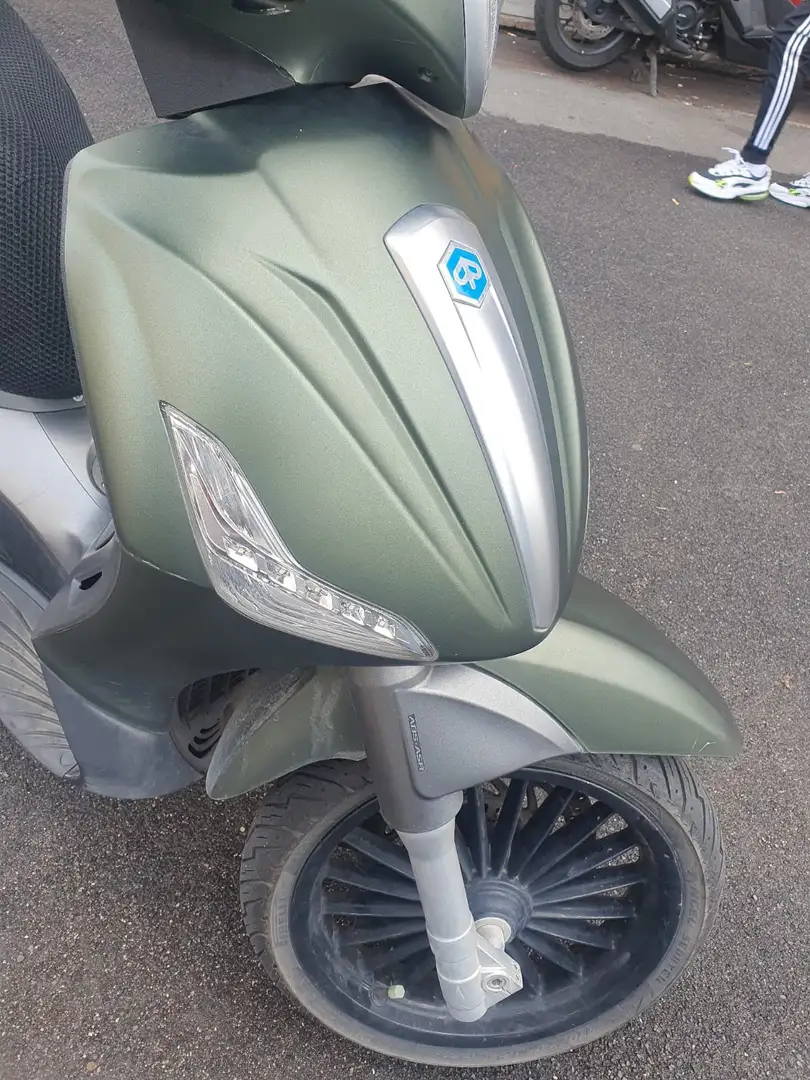 Piaggio Beverly 300 S Зелёный - 2