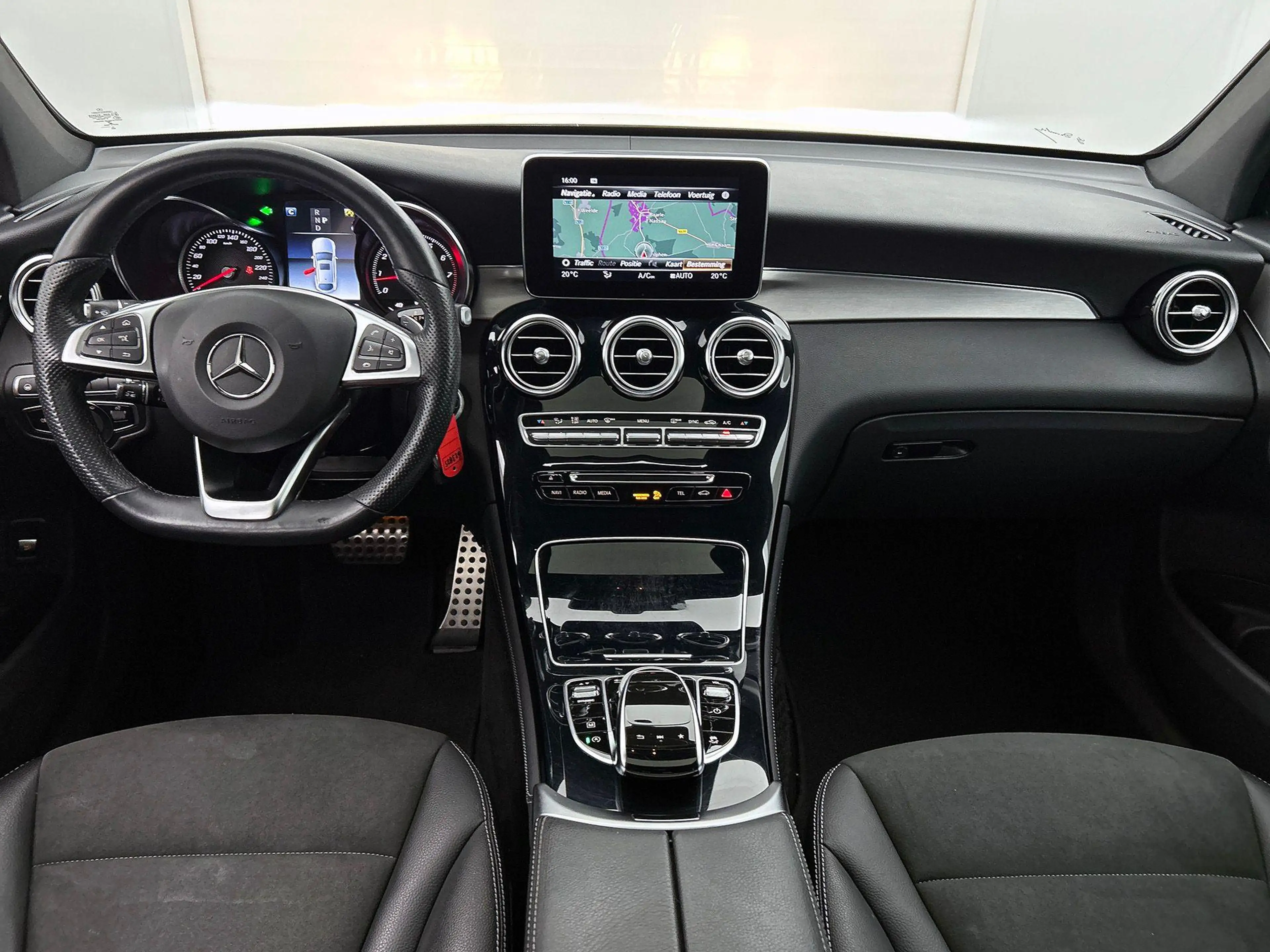 Mercedes-Benz GLC 250 4MATIC Coupé AMG Line | Verwarmde Zetels | Achteru — photo 3