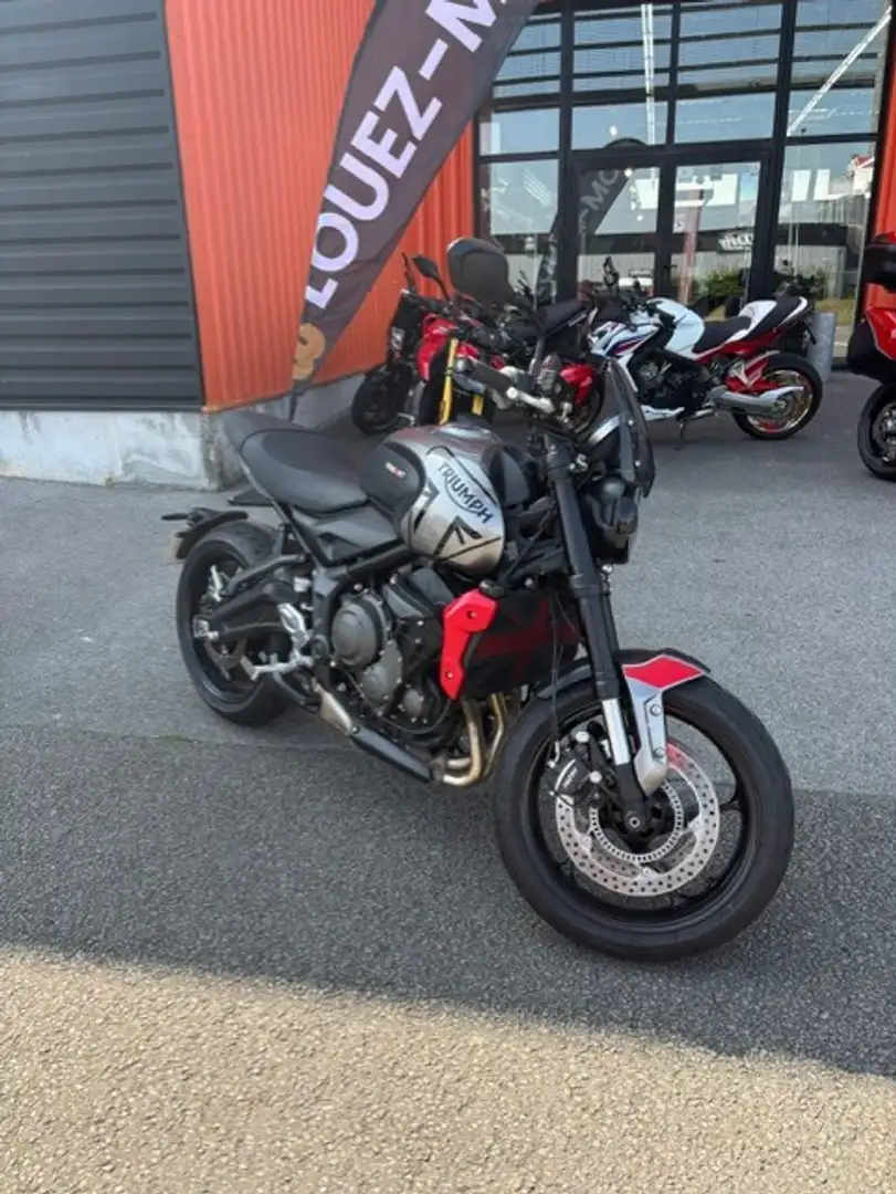 Triumph Trident 660 Gri - 1