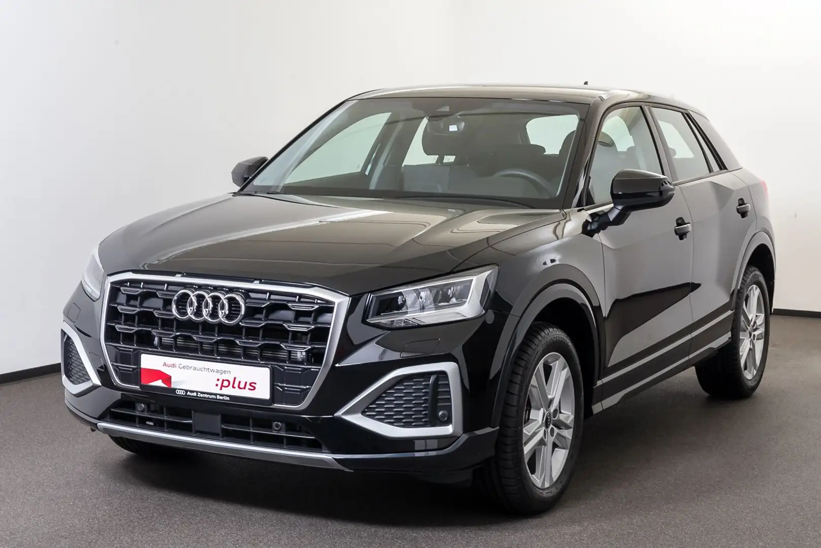 Audi Q2 advanced 35 TFSI S tr. LED RFK NAVI VIRTUAL Schwarz - 2