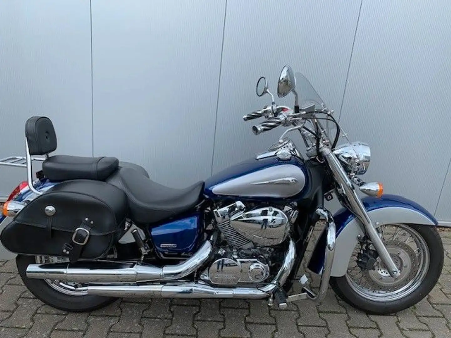 Honda VT 750 Azul - 1