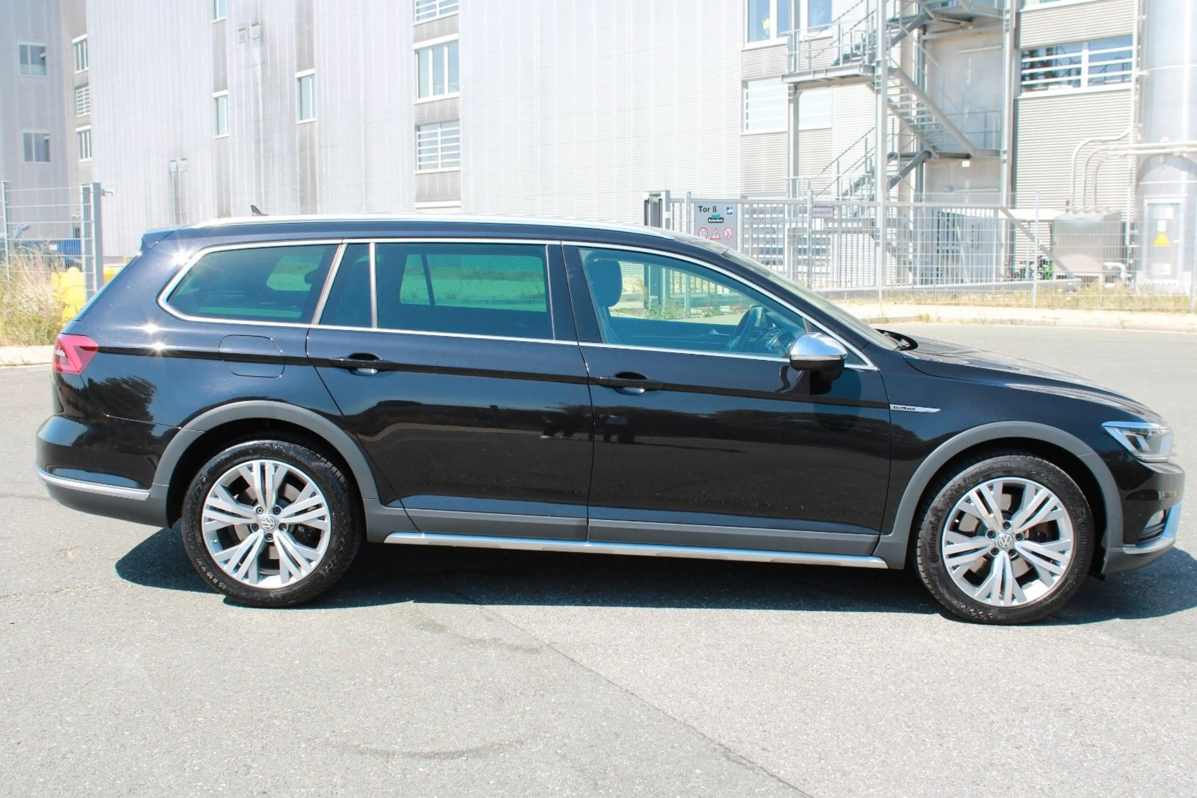 Volkswagen Passat Alltrack LED Leder Kamera ACC 18"Alu — photo 5