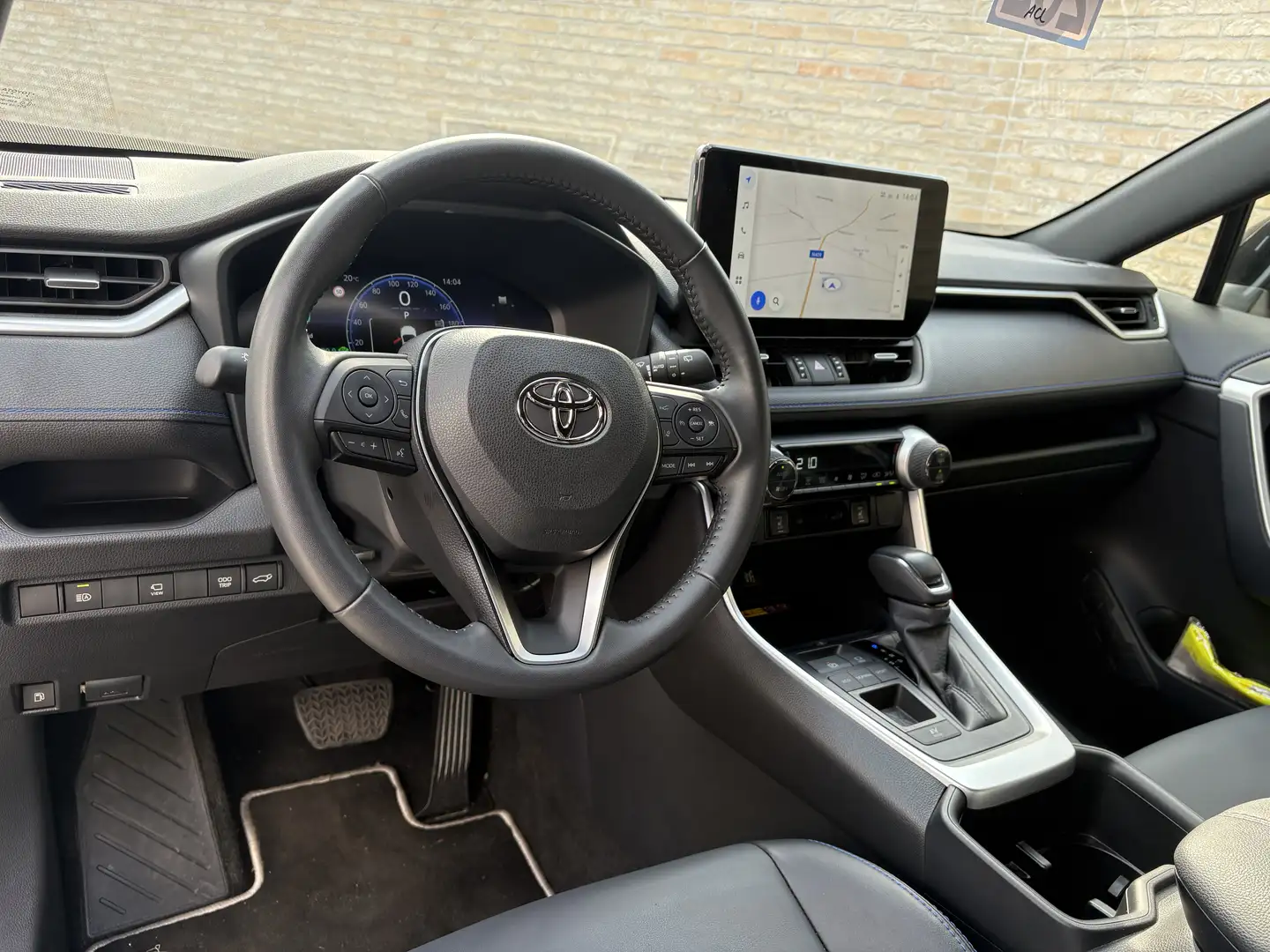 Toyota RAV 4 HYBRIDE STYLE AT/ FACELIFT/€32850+btw/TREKHAAK Gris - 2