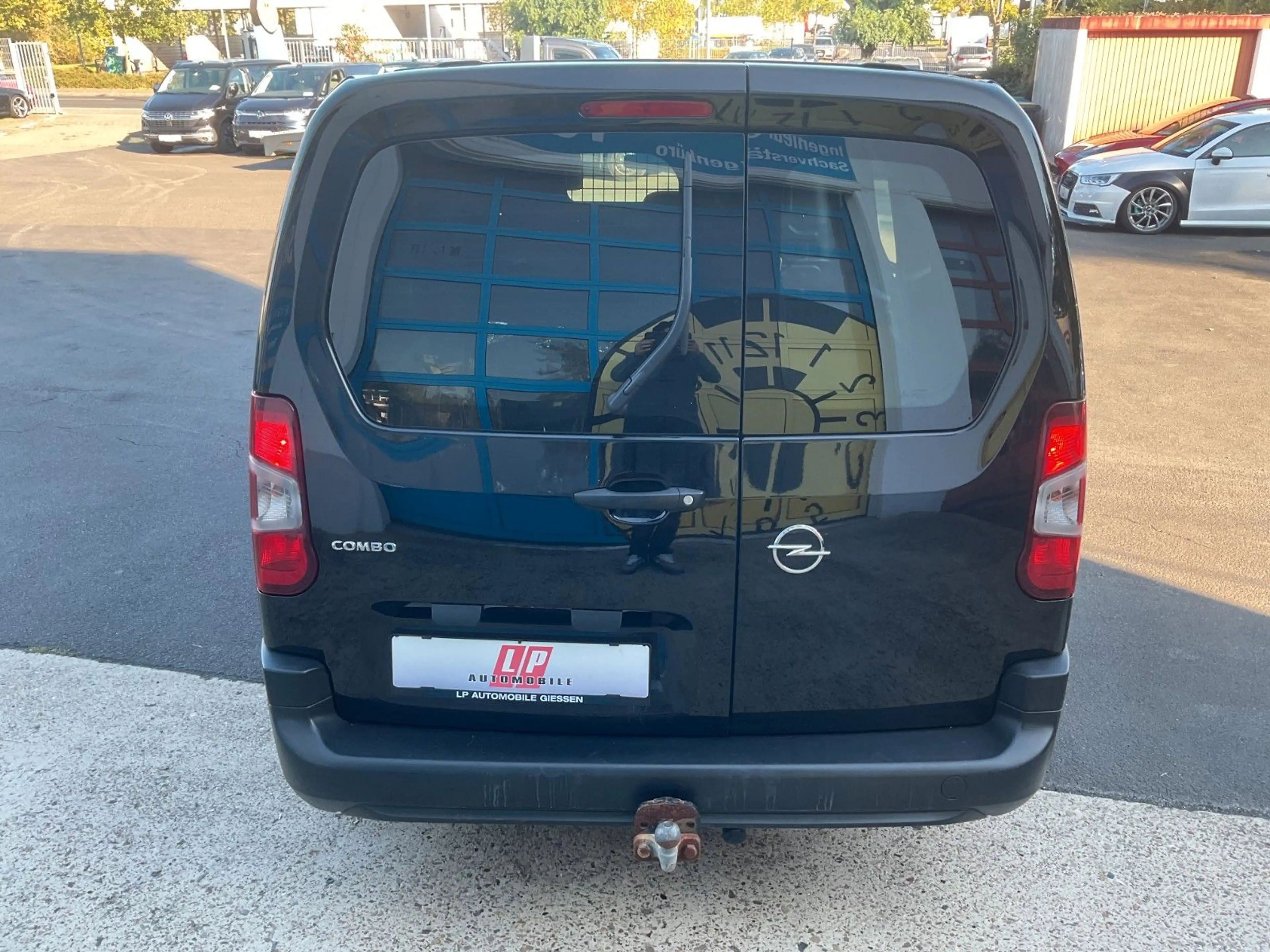 Opel Combo 1.5 D erhöhte Nutzlast XL AHK 1.Hand — photo 6