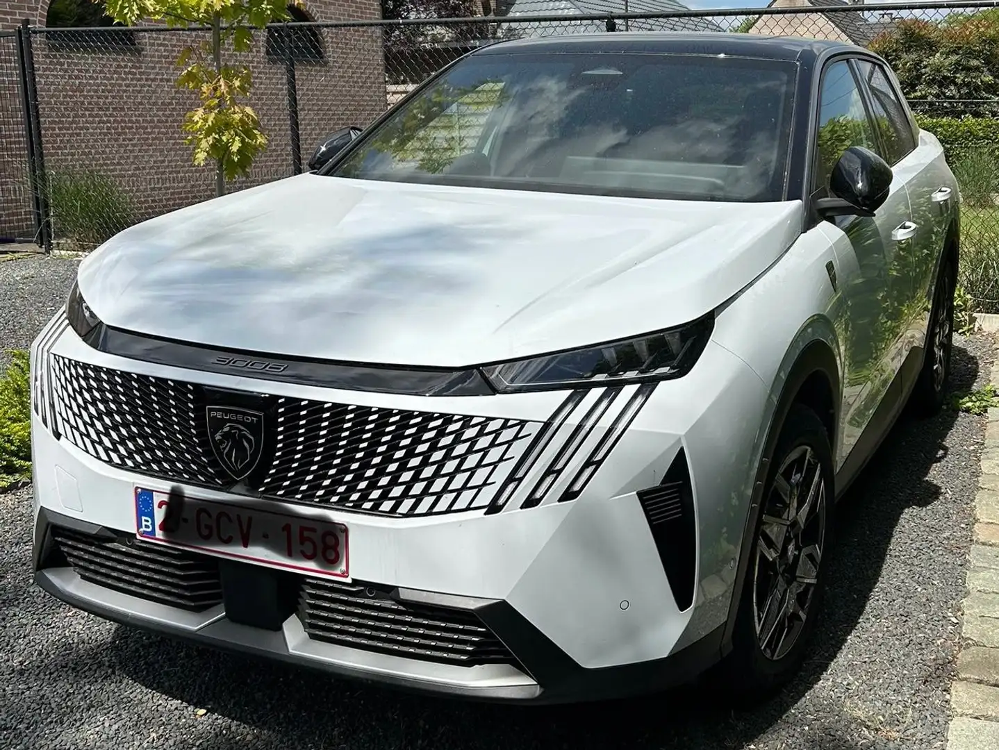 Peugeot 3008 New 3008 First edition GT Hybrid 136 Blanc - 1