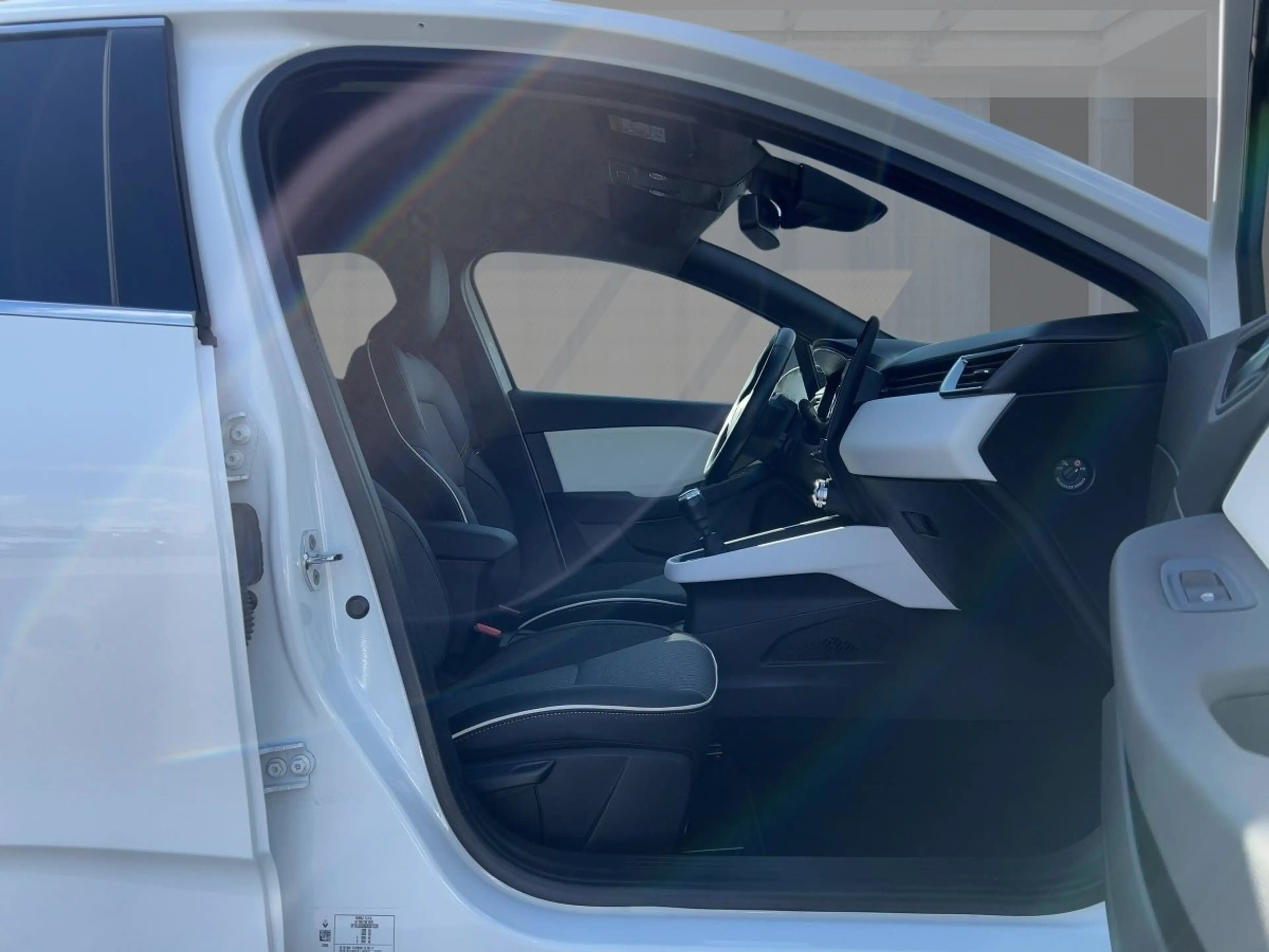 Renault Clio TECHNO TCe 90 SELBSTPARKEND — photo 8