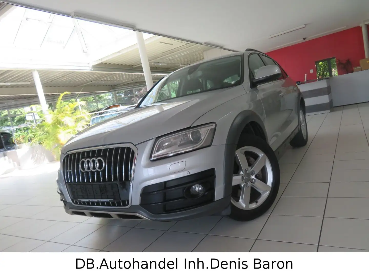Audi Q5 3.0 TDI  quattro B&O Xenon Leder Navi AHK Kam Silber - 1