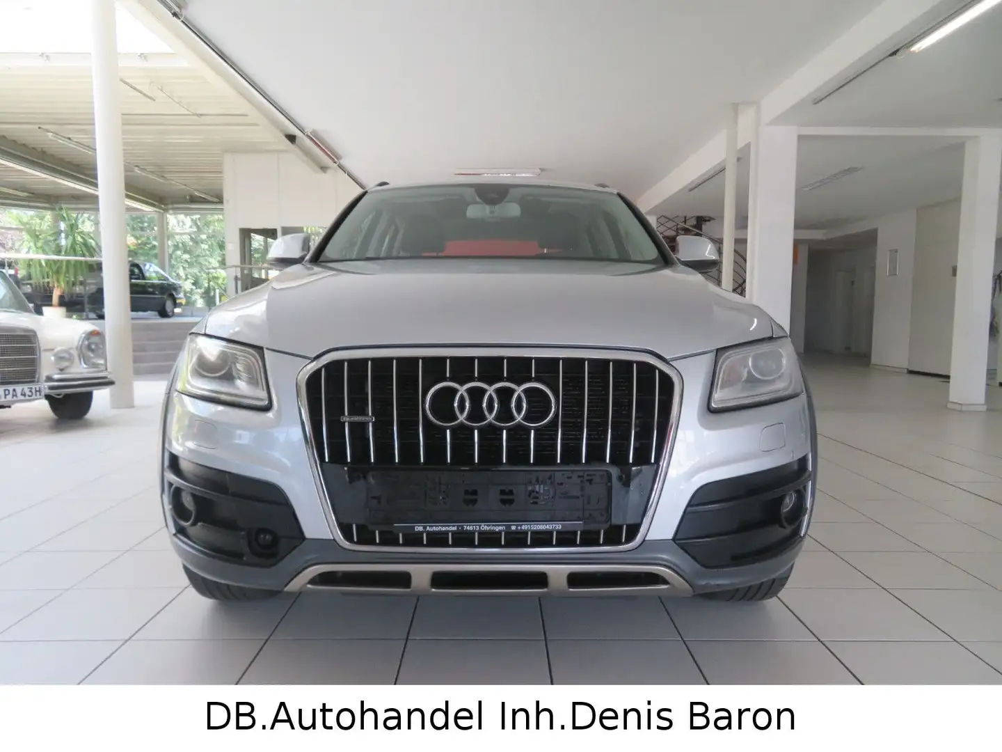 Audi Q5 3.0 TDI  quattro B&O Xenon Leder Navi AHK Kam Silber - 2