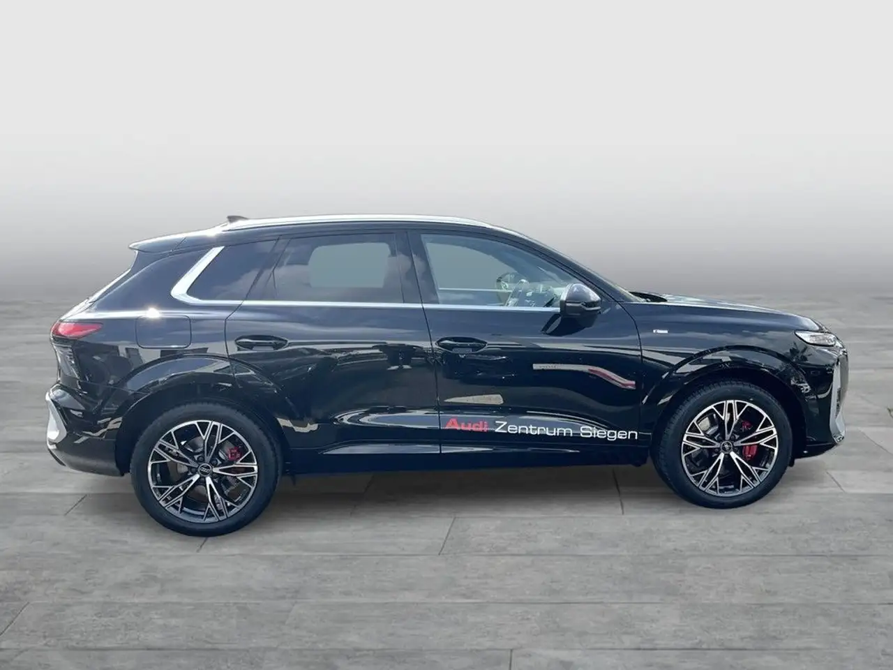 Audi Q3 TFSI quattro AHK*S-LINE*TECH PRO*MATRIX* 10