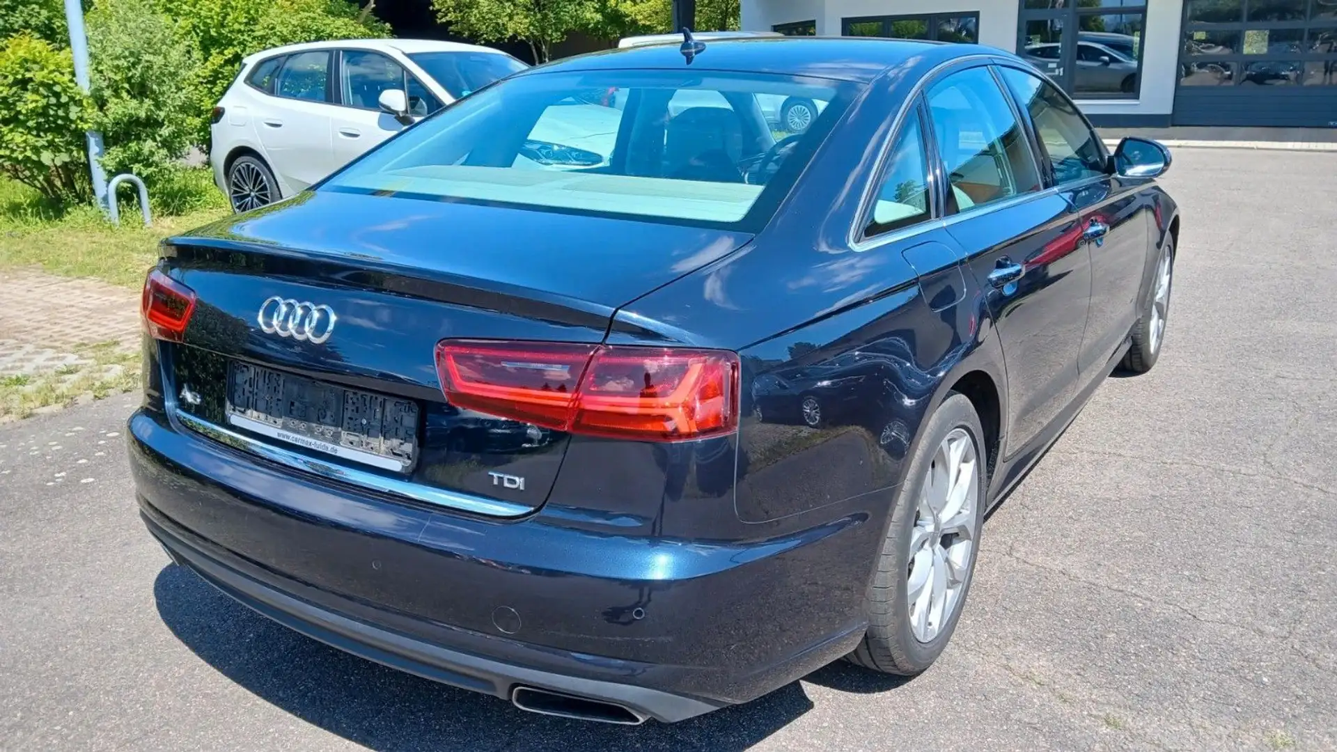 Audi A6 Lim. 3.0 TDI*NAVI*KAMERA*LEDER Blau - 2