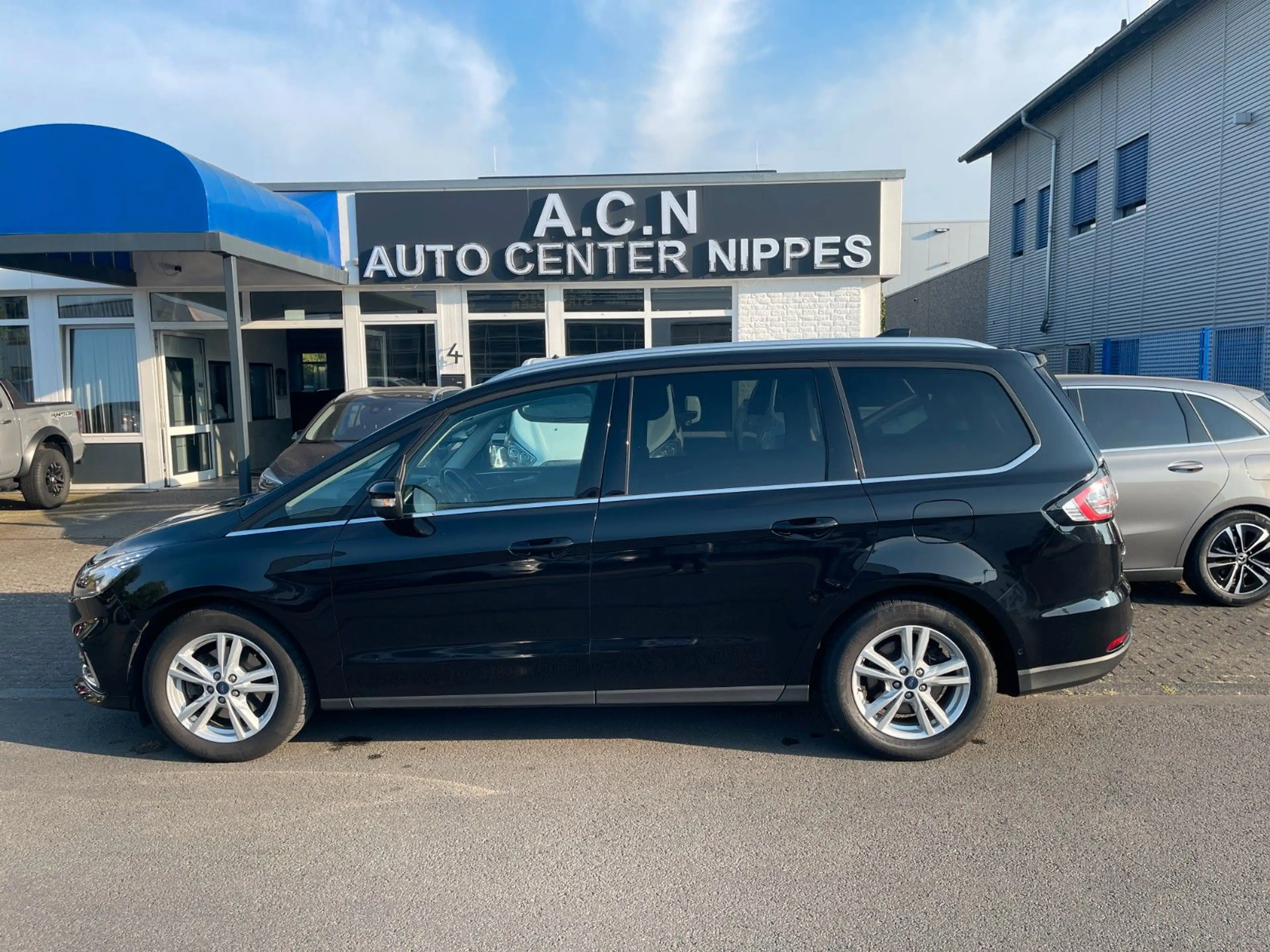 Ford Galaxy Titanium