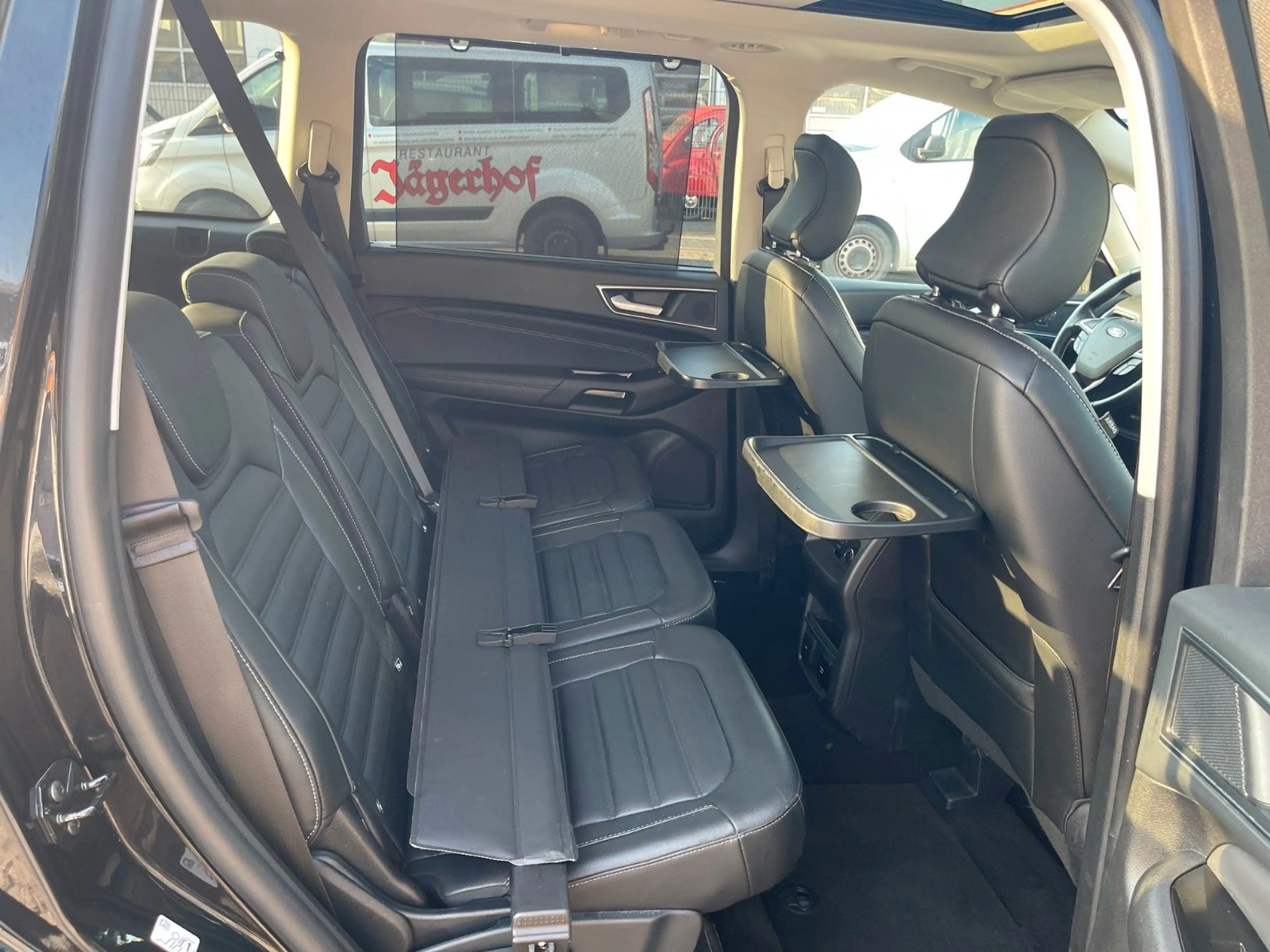 Ford Galaxy Titanium — photo 13