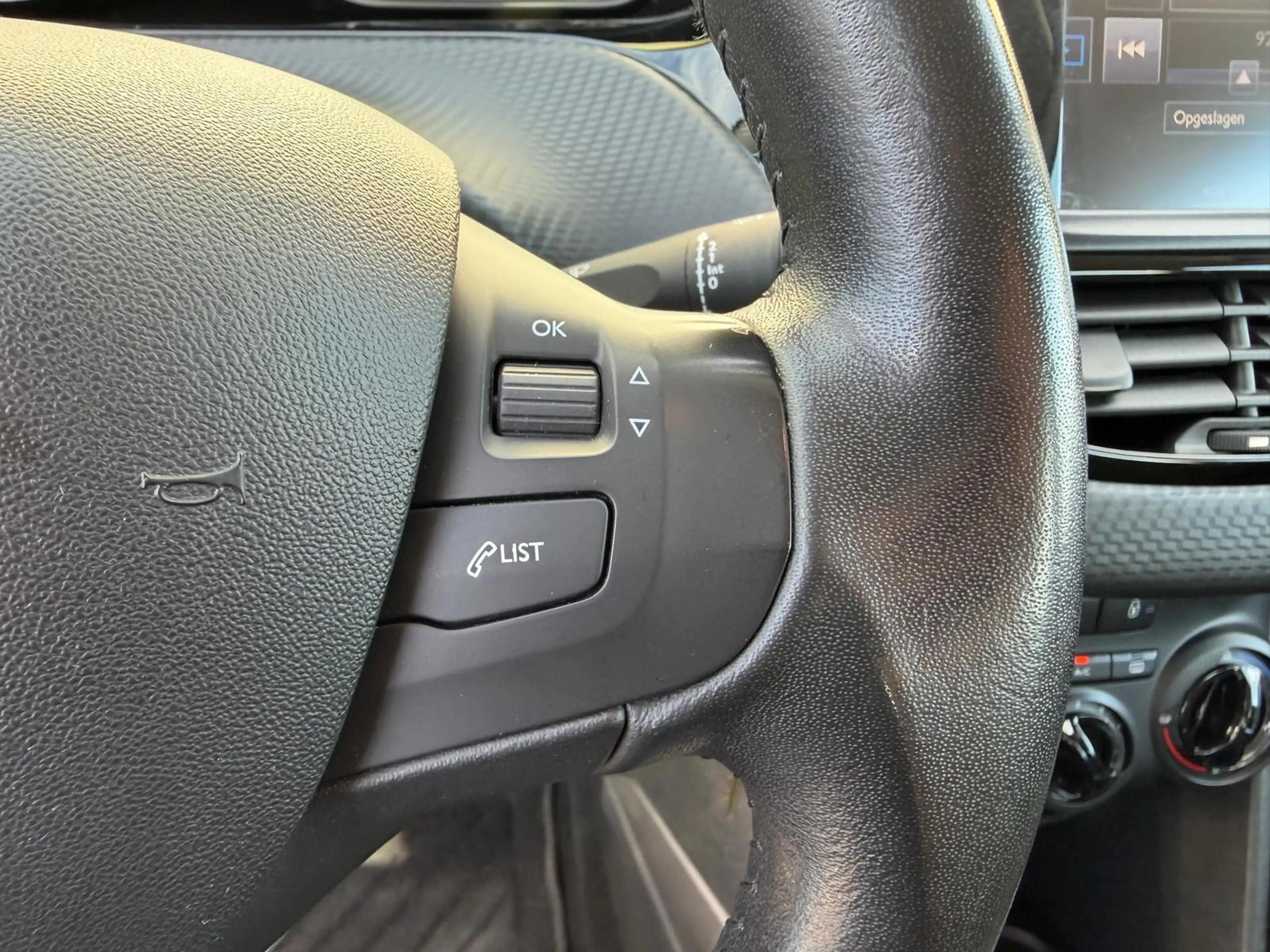 Peugeot 2008 1.2 Allure/AIRCO/NAVI/CRUISE/TREKH/APK/NAP — photo 14