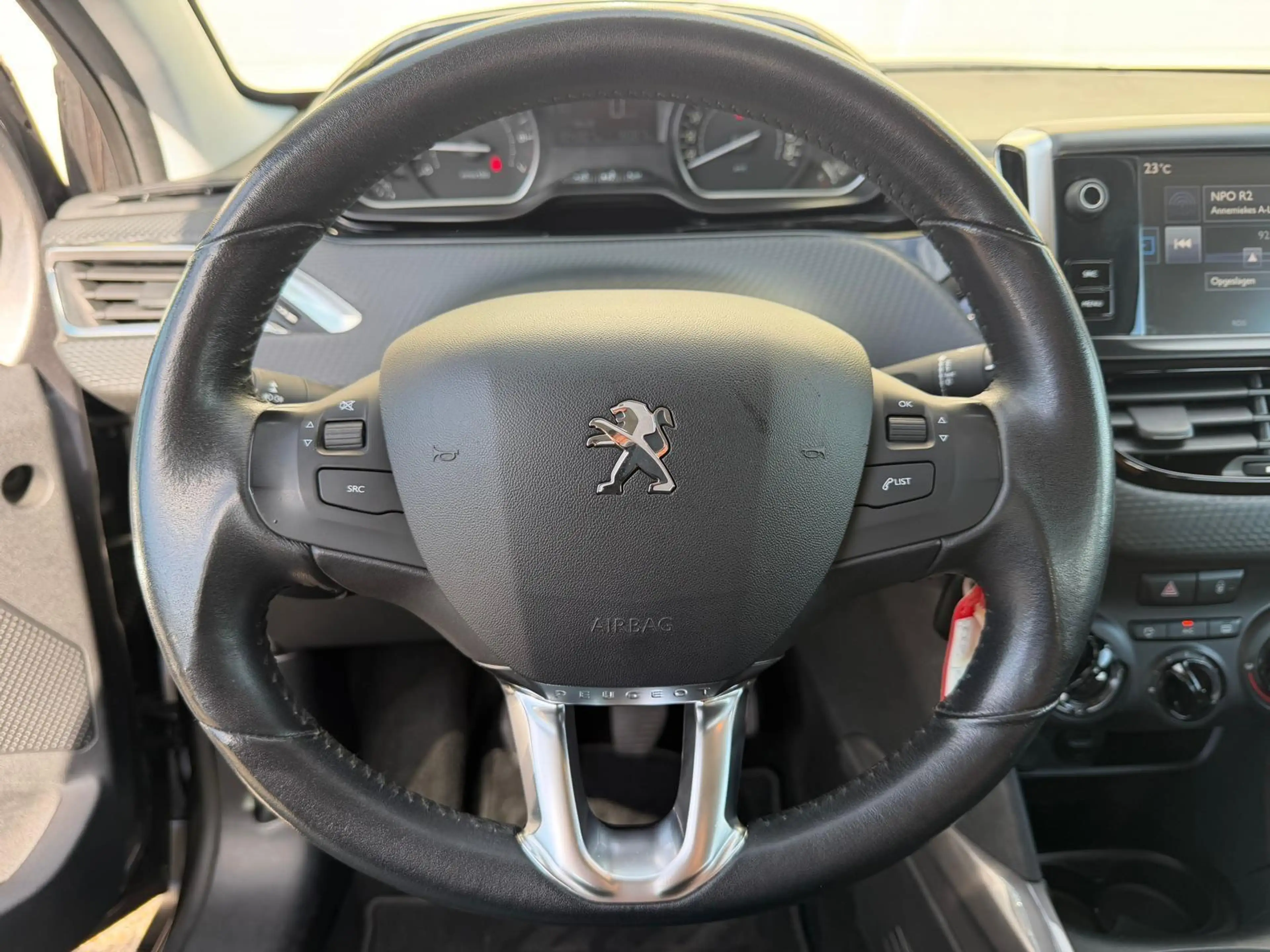 Peugeot 2008 1.2 Allure/AIRCO/NAVI/CRUISE/TREKH/APK/NAP — photo 12