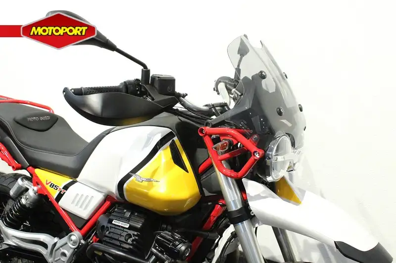 Moto Guzzi V 85 TT - foto 5