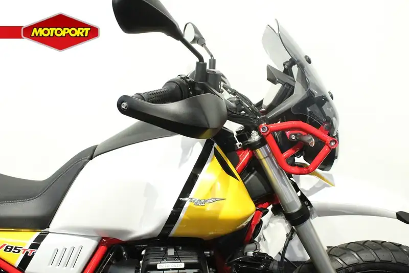 Moto Guzzi V 85 TT - foto 6