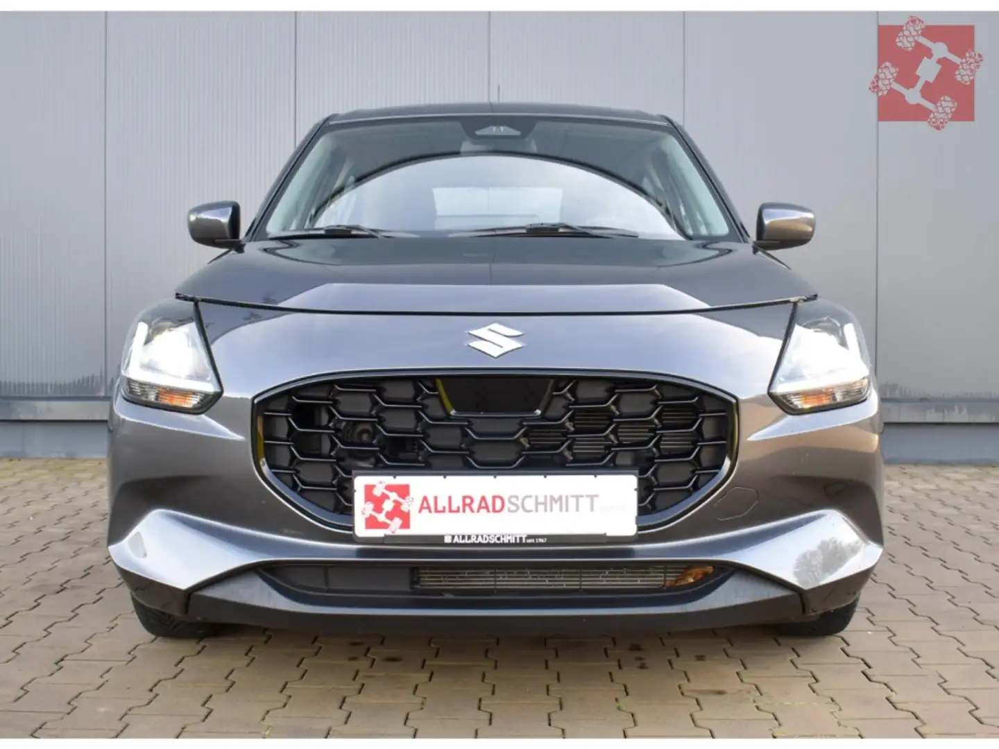 Suzuki Swift Club 1.2l M T Dualjet Hybrid Navi LED ACC Apple Ca Grau - 2