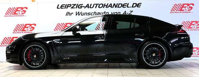 Porsche Panamera 4 GTS 970 Sport Chrono Paket Plus
