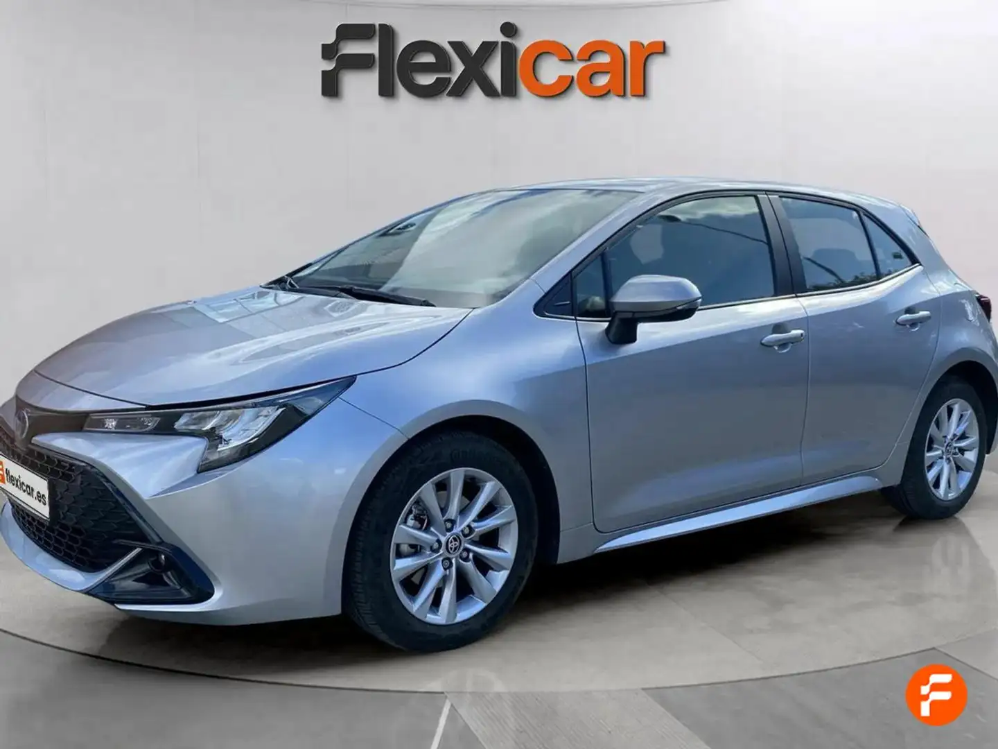 Toyota Corolla 140H Active Plus Gris - 2