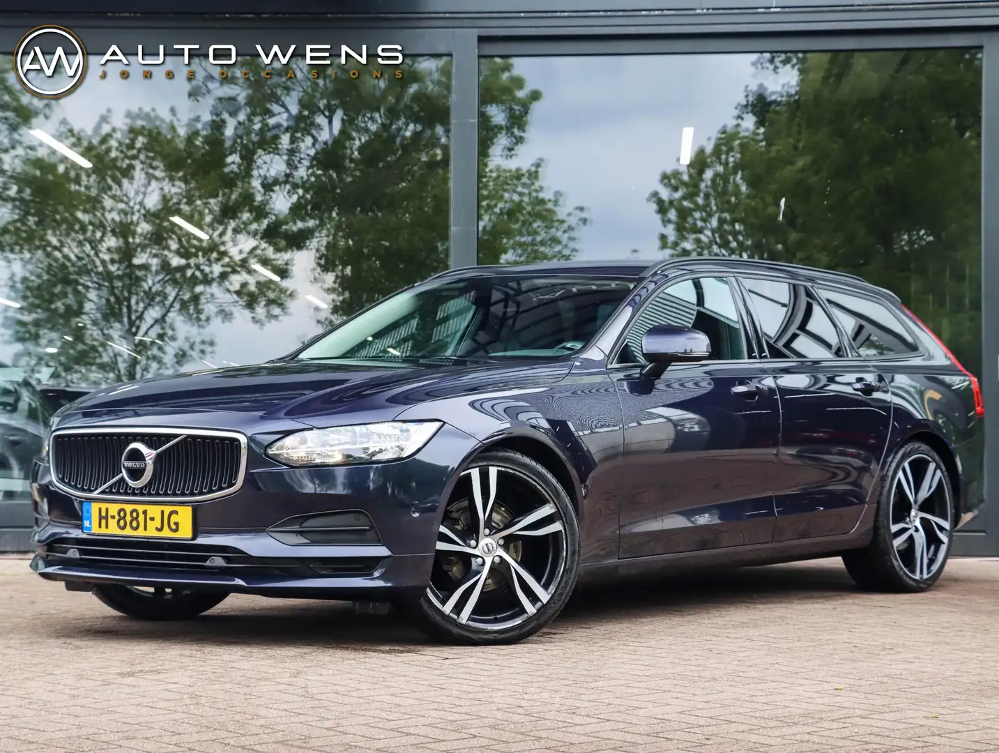 Volvo V90 2.0 D3 Momentum 150PK | Achteruitrijcamera Kék - 1