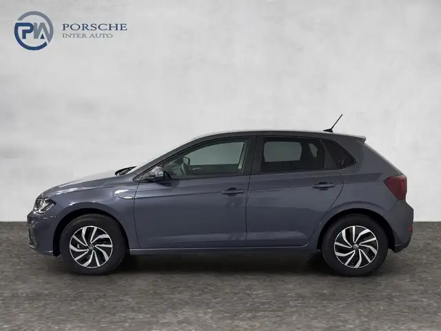 Volkswagen Polo view 3