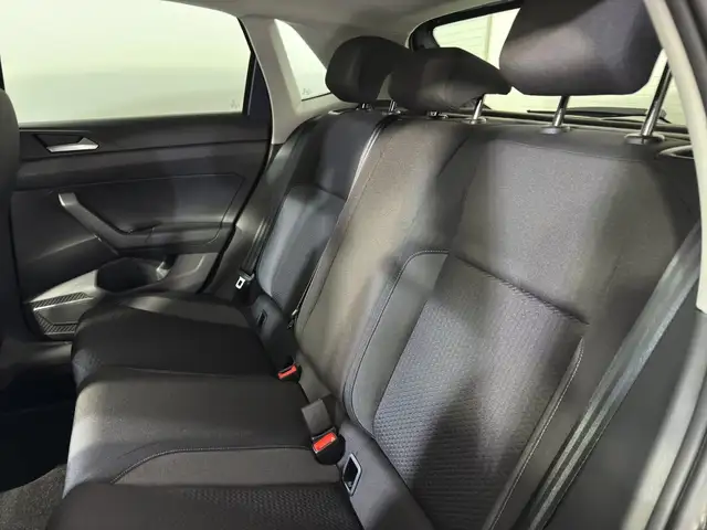 Volkswagen Polo view 14