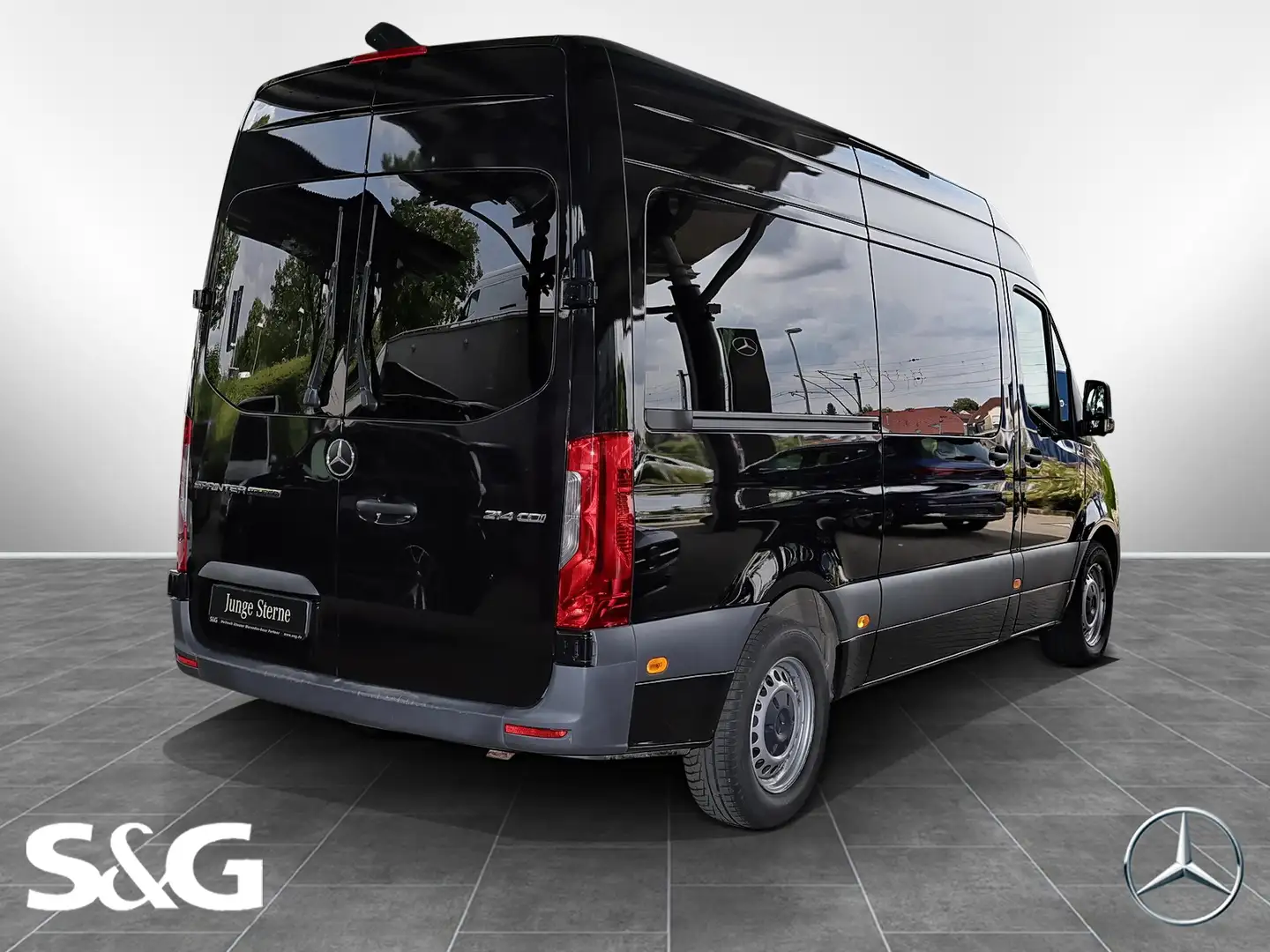 Mercedes-Benz Sprinter 214 CDI Tourer Hochdach Standard Negro - 2