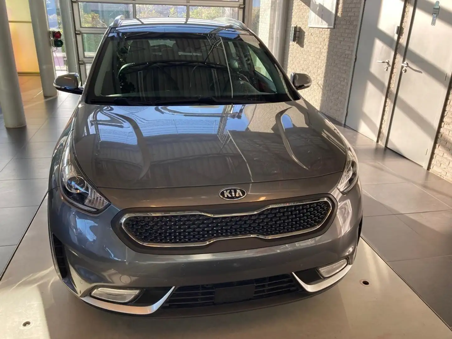 Kia Niro GDi HEV 6DCT Fusion Gris - 2