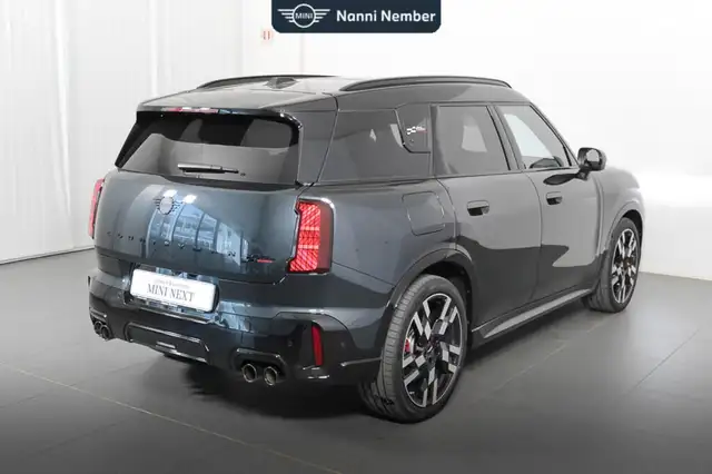 Mini Countryman view 3