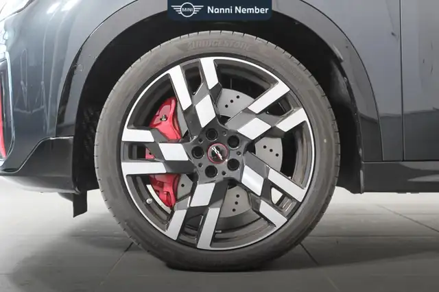 Mini Countryman view 7