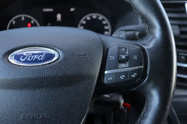 Ford Transit Custom view 9