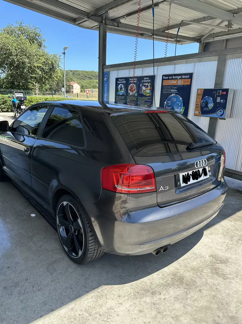 Audi A3 1.9 TDI e 105 DPF Ambition Luxe - 2
