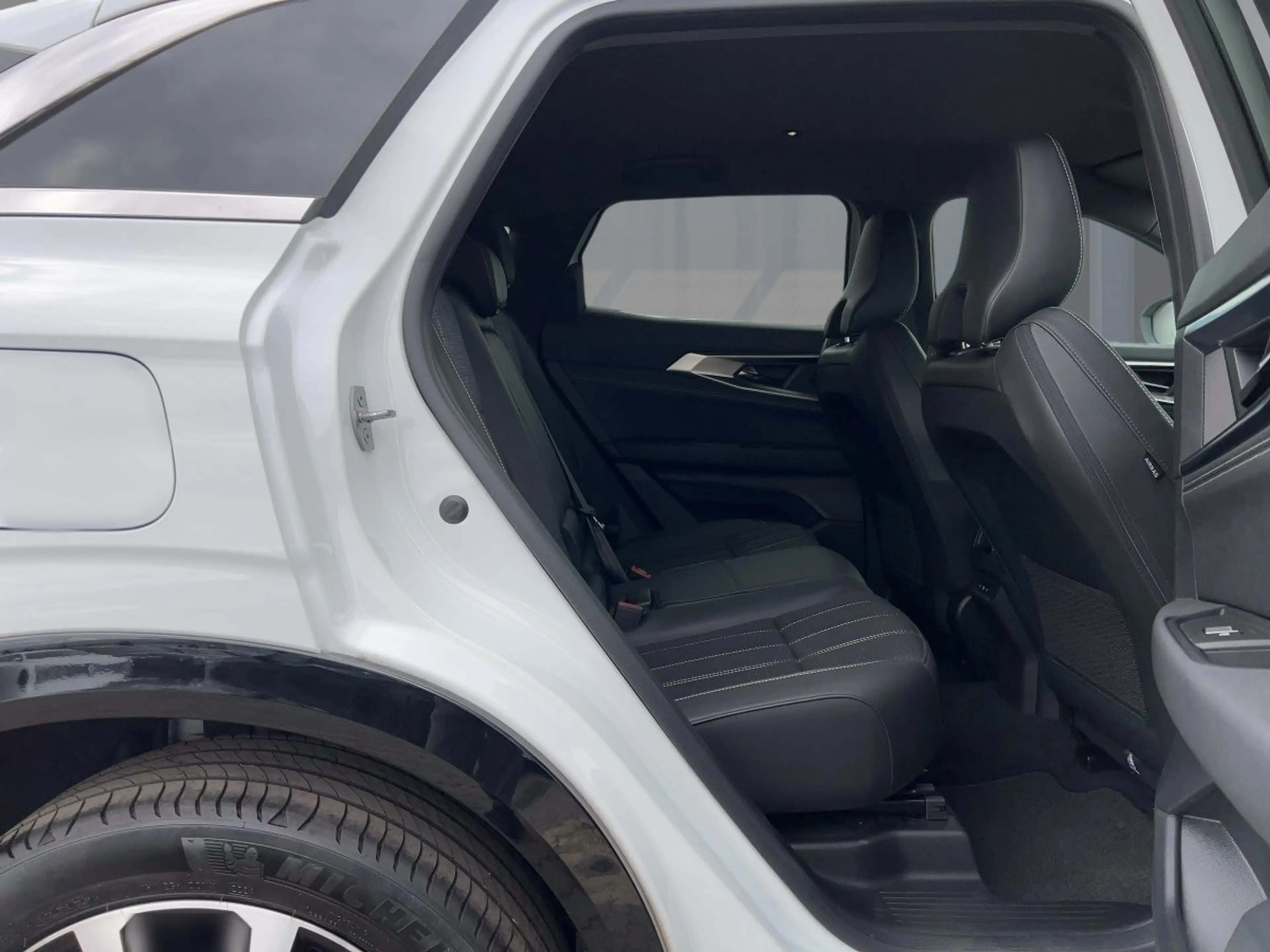 Renault Austral TECHNO E-TECH FULL HYBRID 200 RÜCKFAHRKAMERA — photo 9