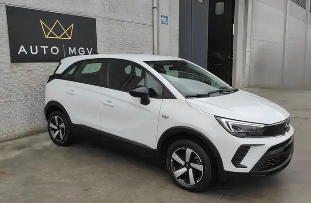 Opel Crossland view 3