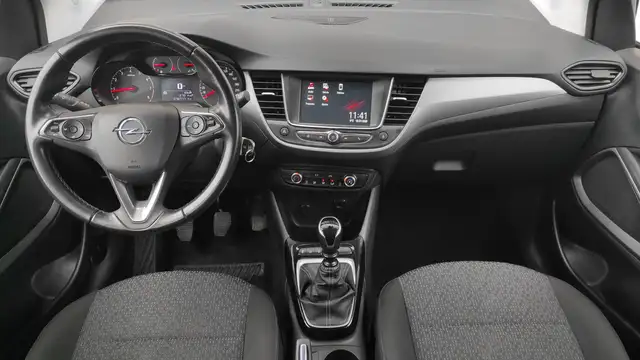 Opel Crossland view 9