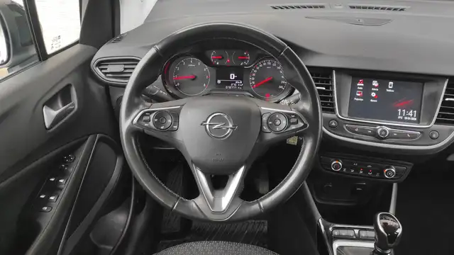 Opel Crossland view 10