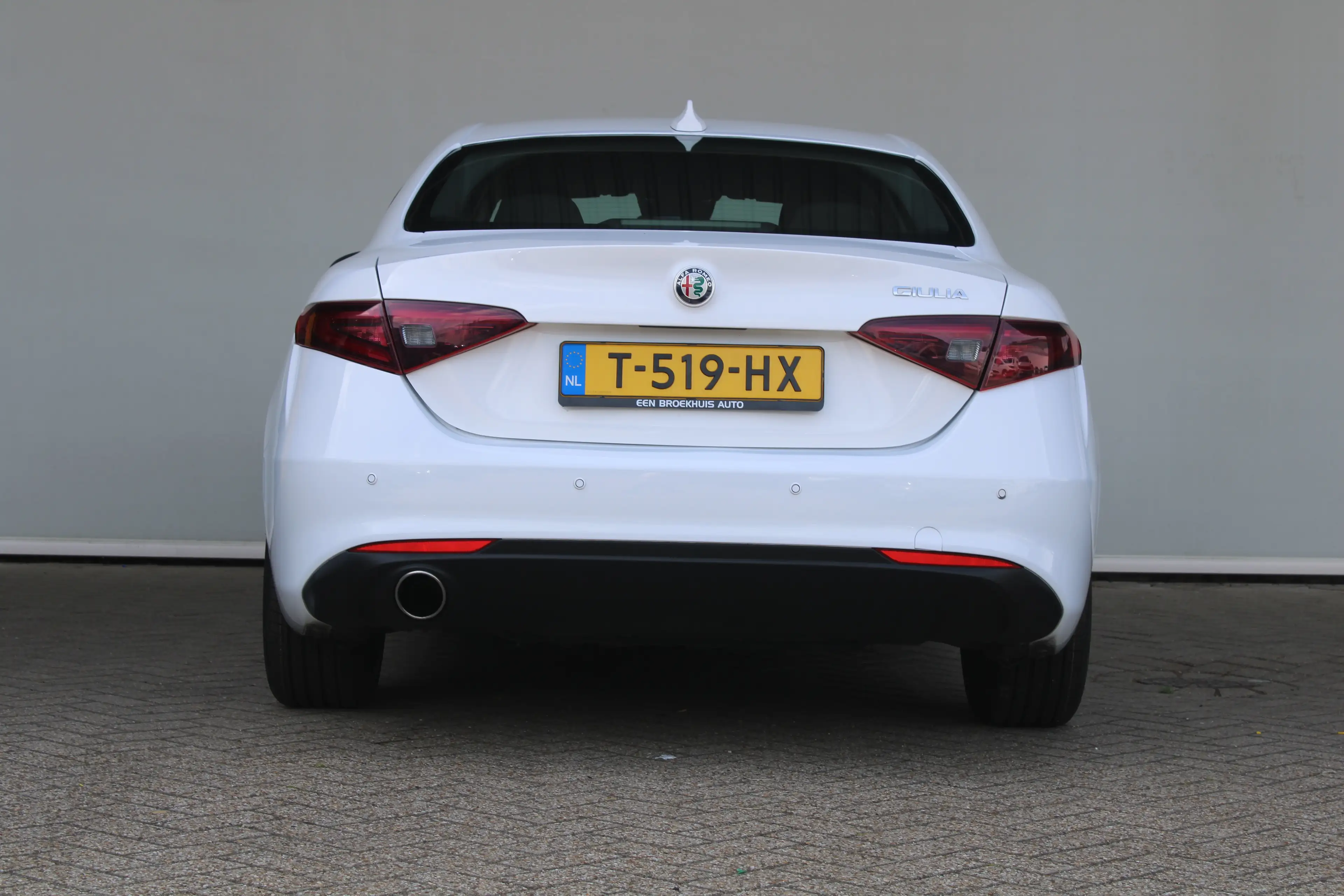 Alfa Romeo Giulia 2.0T | 19` lichtmetalen velgen | Climate control | — photo 6