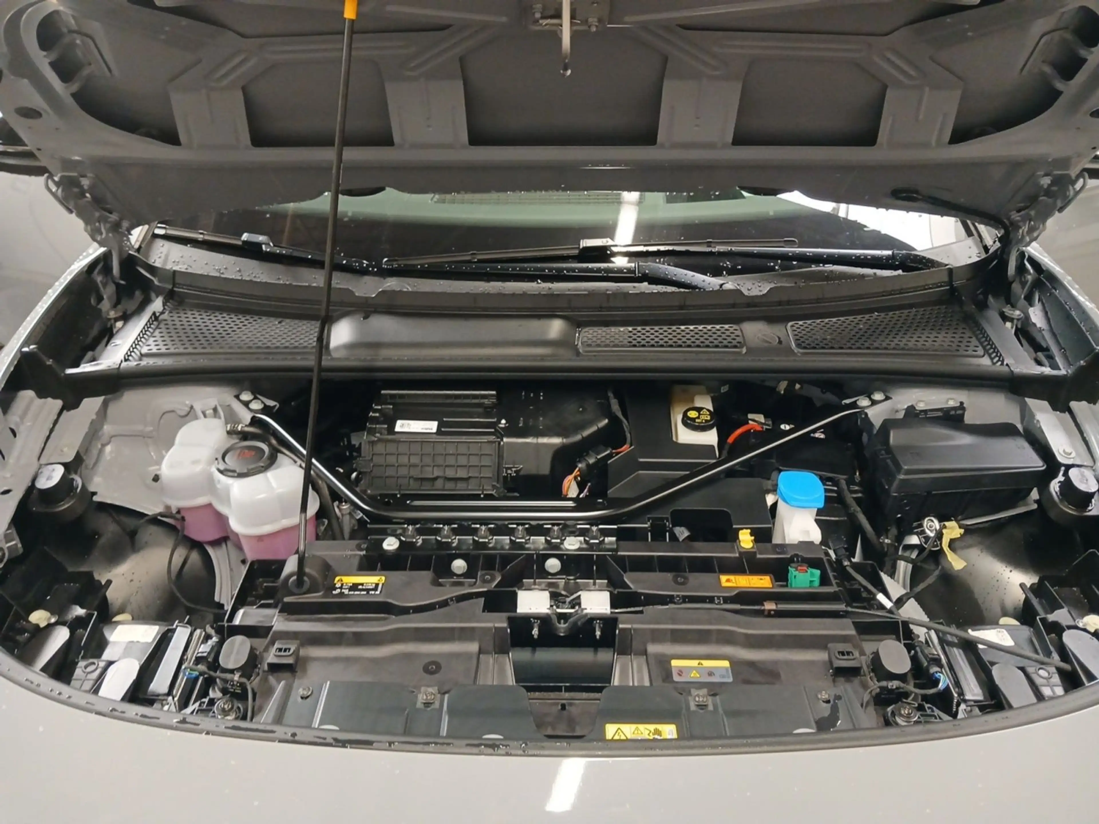 Volkswagen ID.7 Pro 210 kW (286 PS) 77 kWh 1-Gang-Au — photo 12