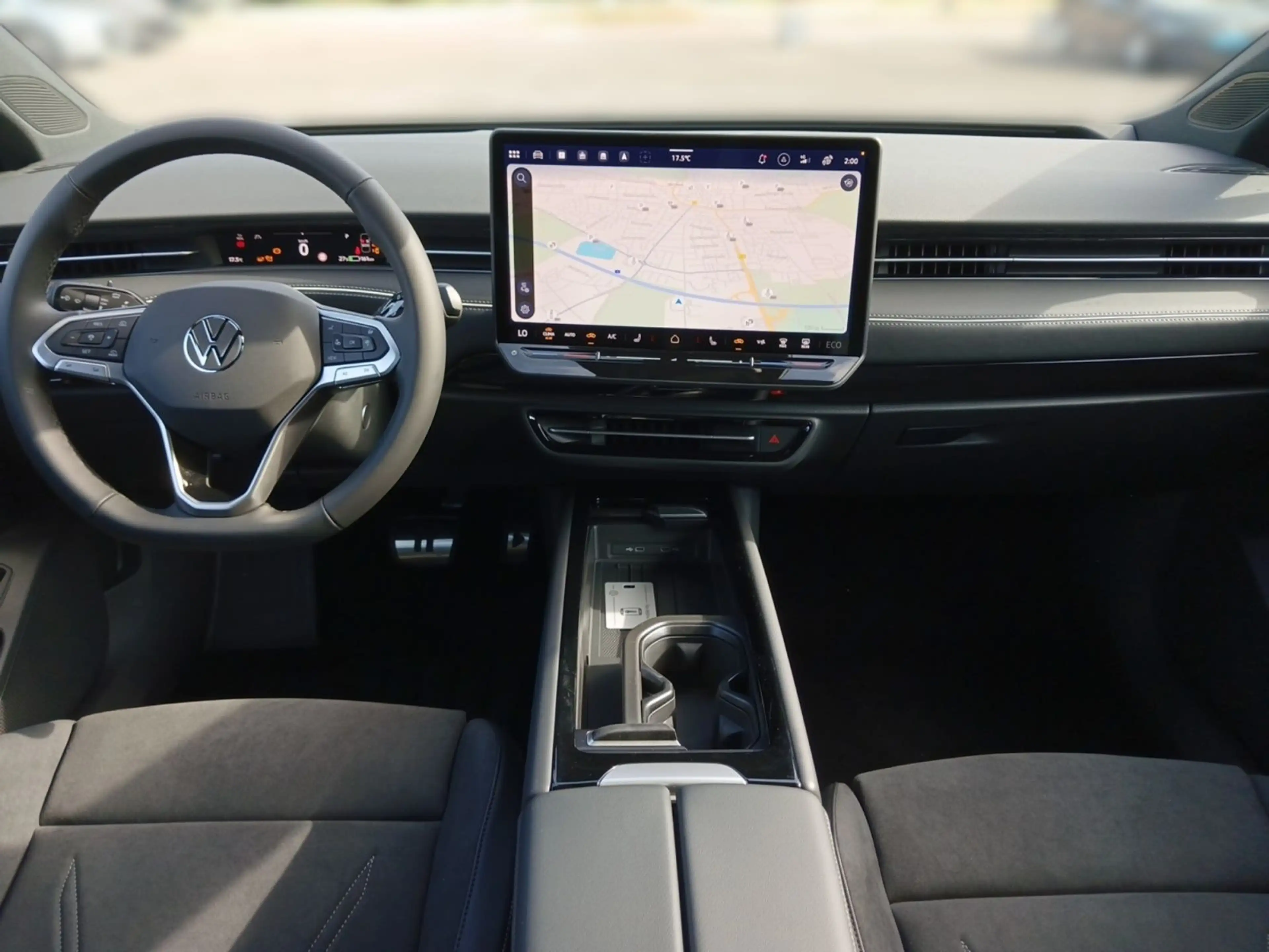 Volkswagen ID.7 Pro 210 kW (286 PS) 77 kWh 1-Gang-Au — photo 8