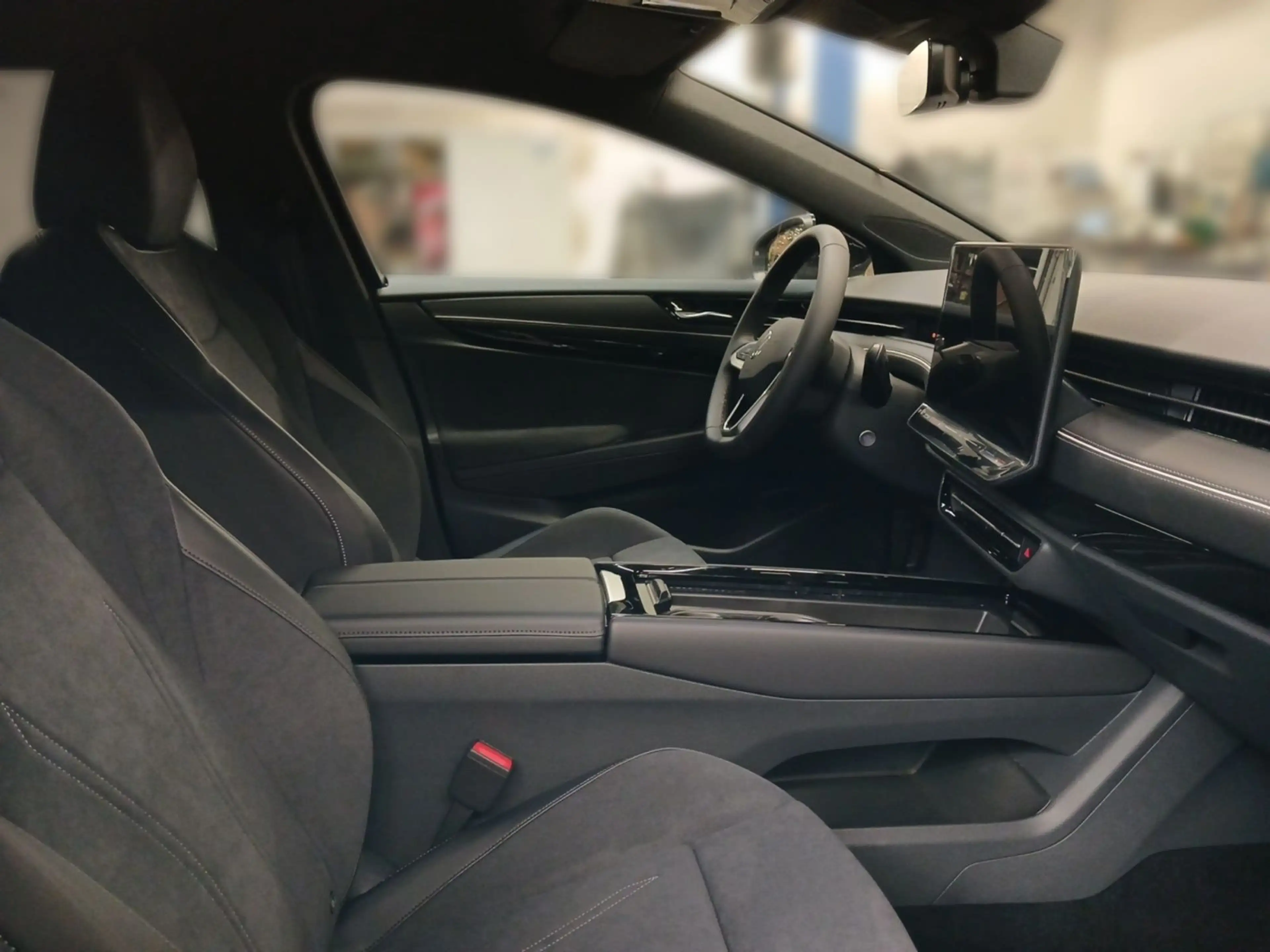 Volkswagen ID.7 Pro 210 kW (286 PS) 77 kWh 1-Gang-Au — photo 10