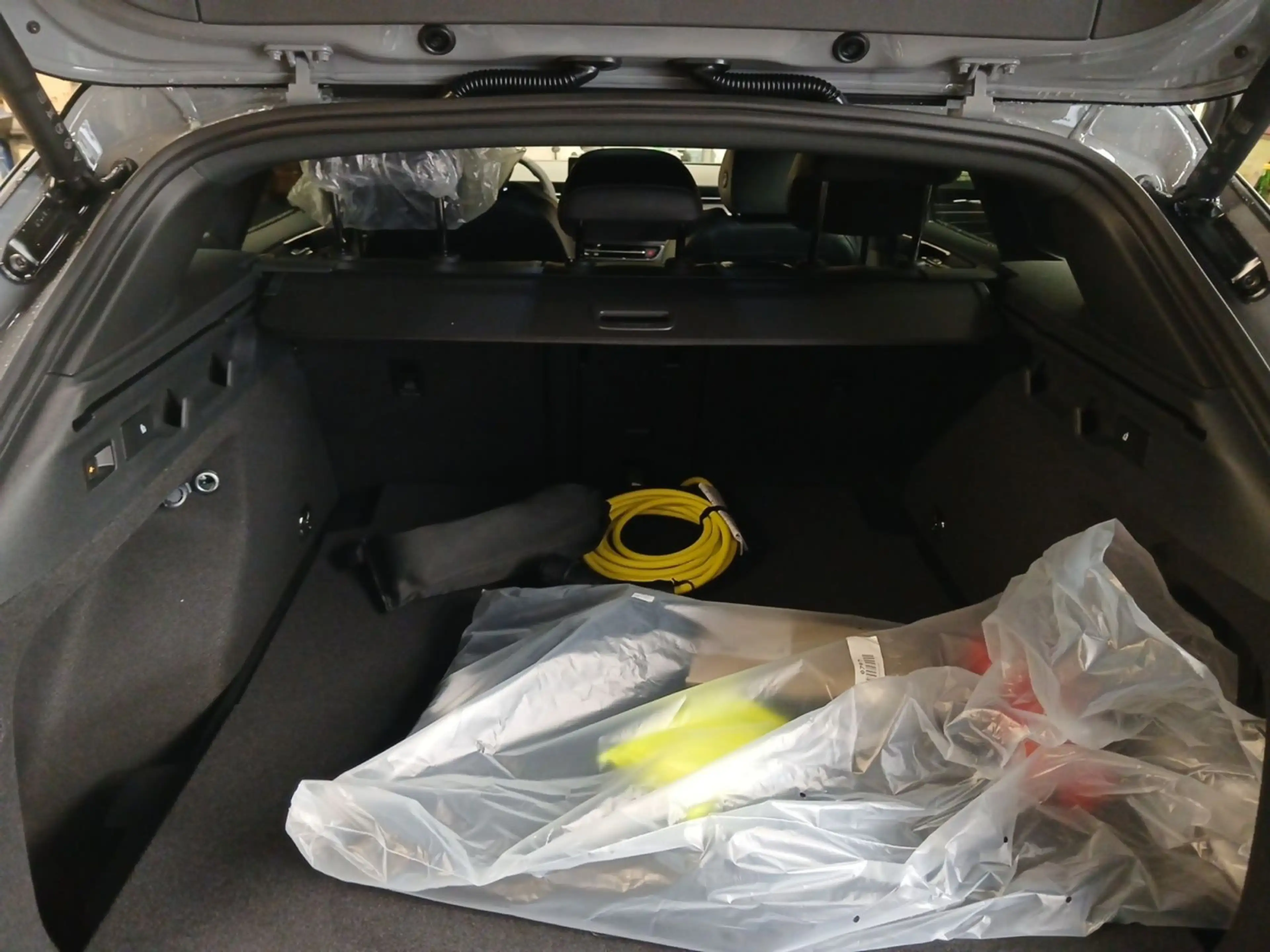 Volkswagen ID.7 Pro 210 kW (286 PS) 77 kWh 1-Gang-Au — photo 11