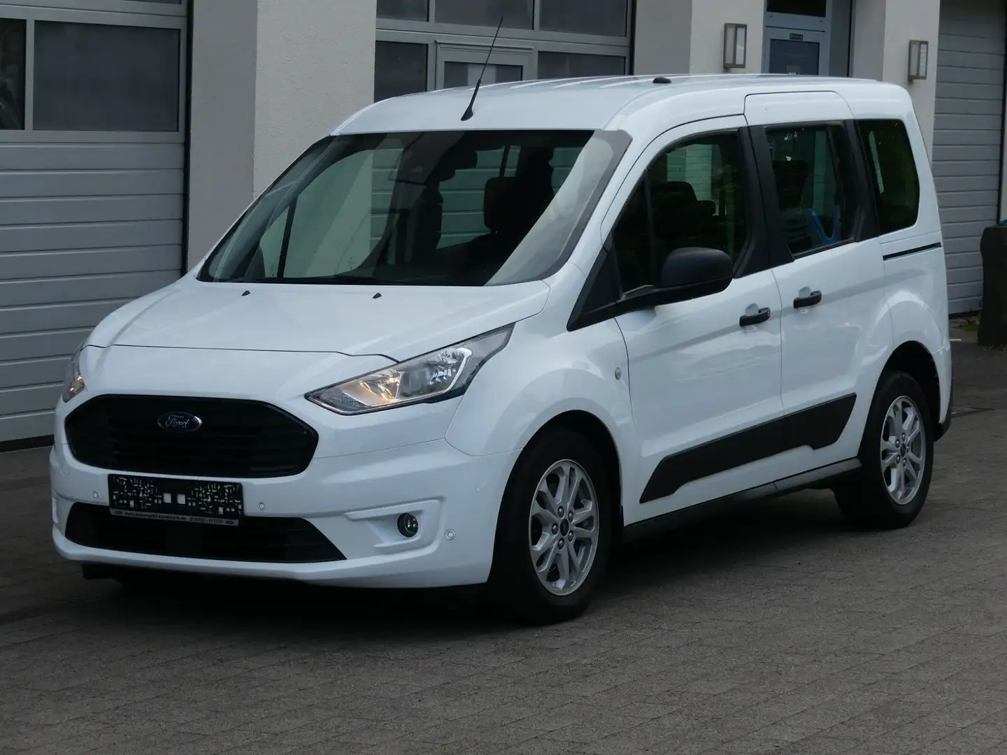 Ford Tourneo Connect *Automatik*RFK*8-fach bereift* Blanco - 1