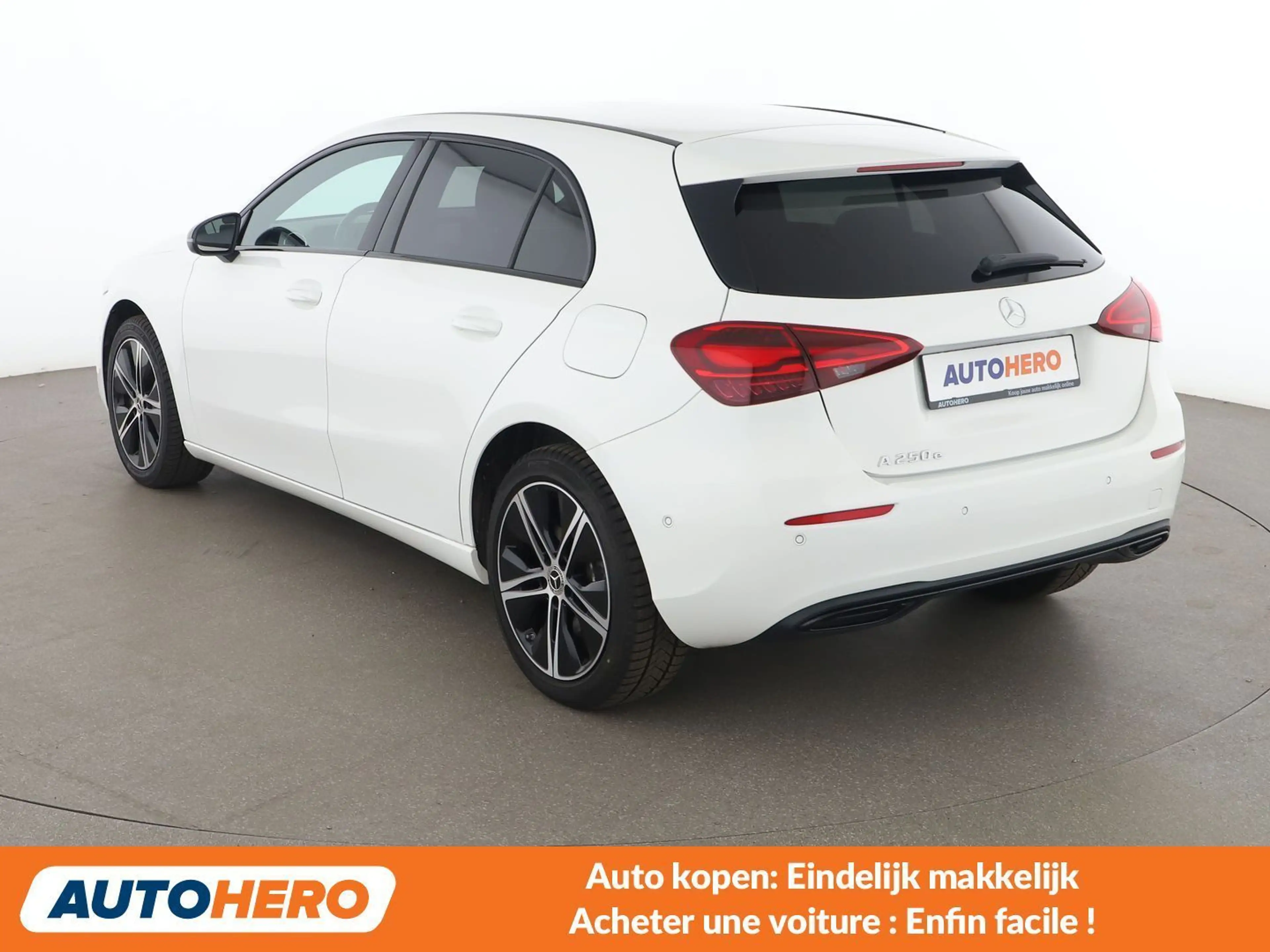 Mercedes-Benz A 250 A 250e Progressive — photo 4